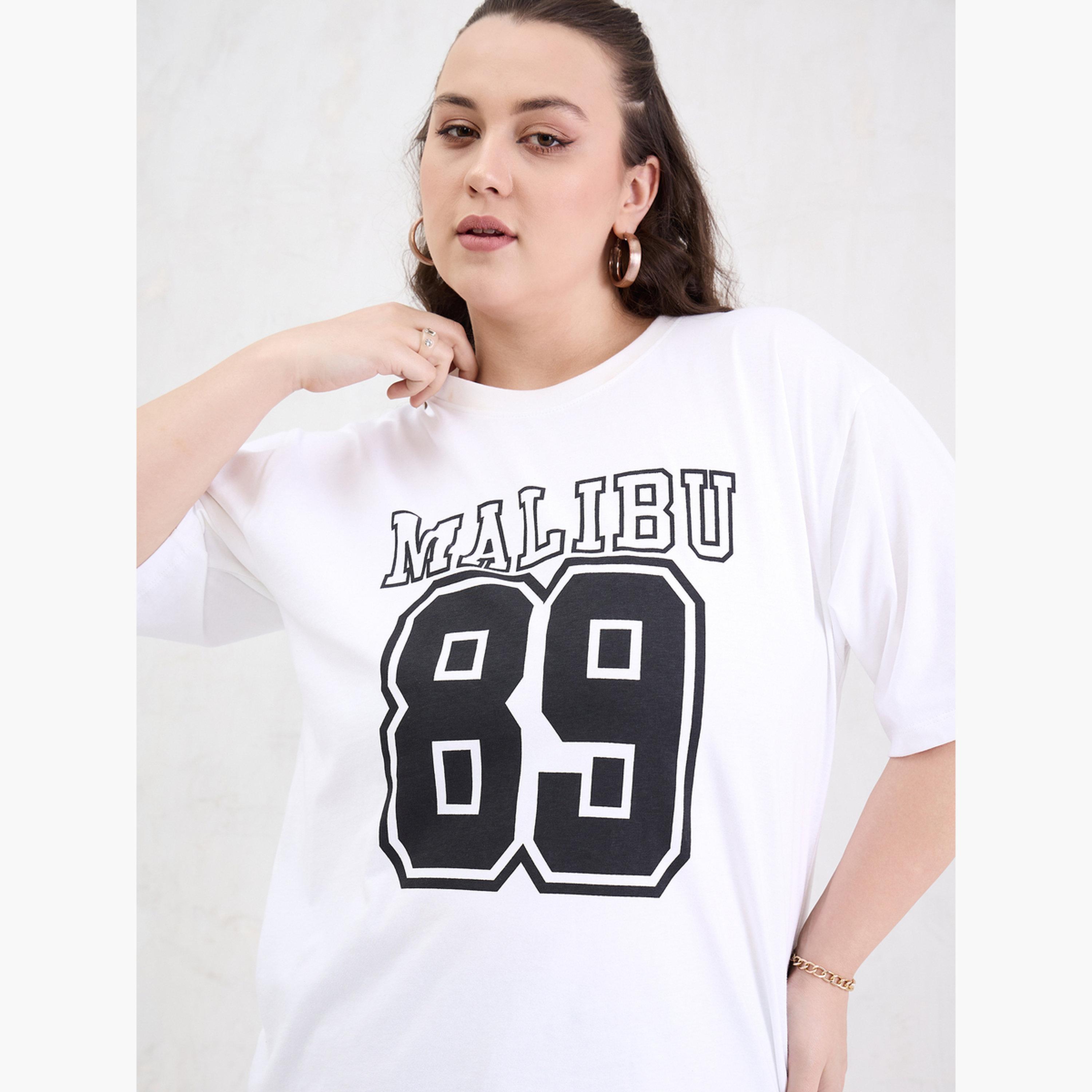 ساسافراس - تي شيرت أبيض بطباعة غرافيكية مقاس واسع-women-clothing-tshirts-image-4