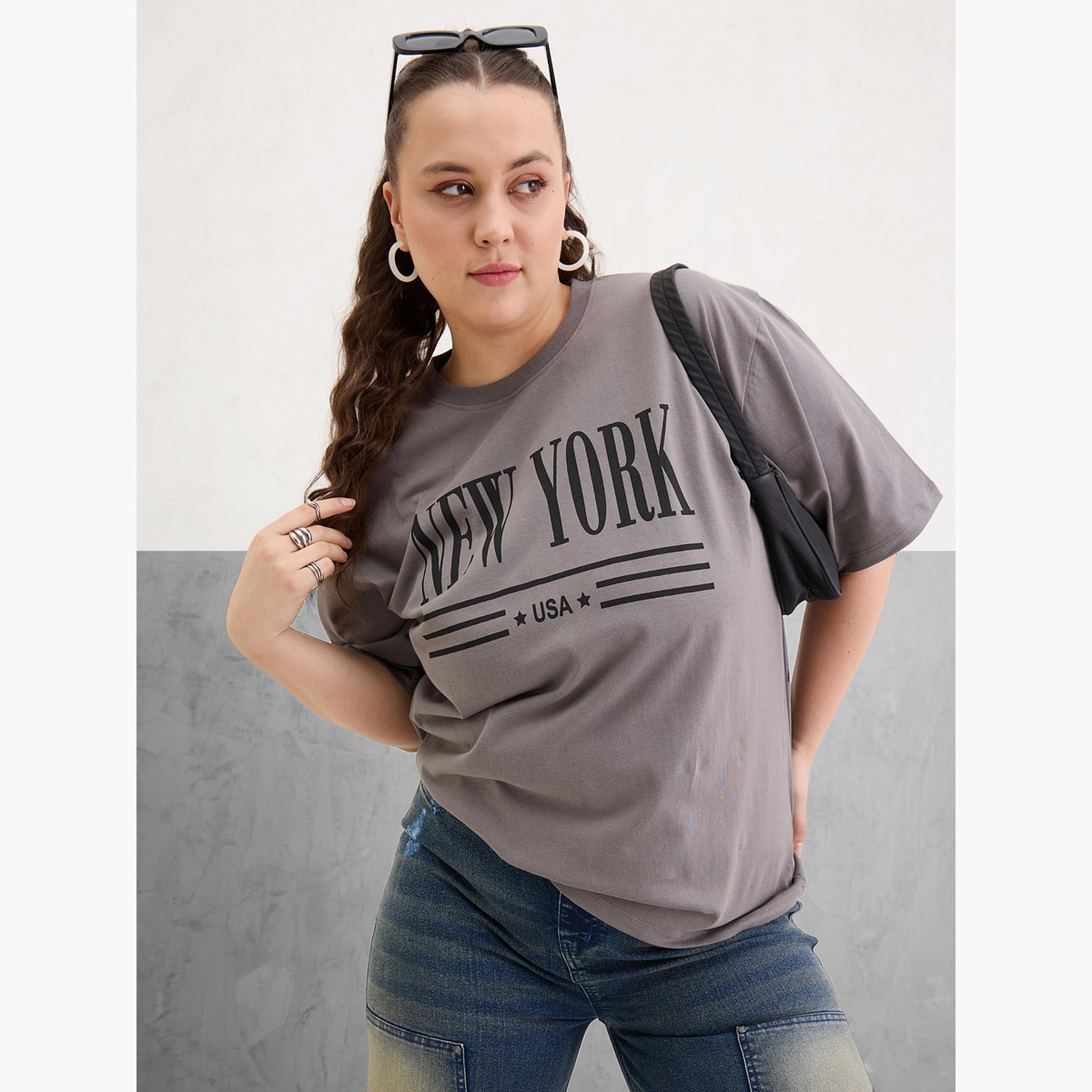 ساسافراس - تي شيرت رمادي برسومات نيويورك مقاس واسع-women-clothing-tshirts-image-1