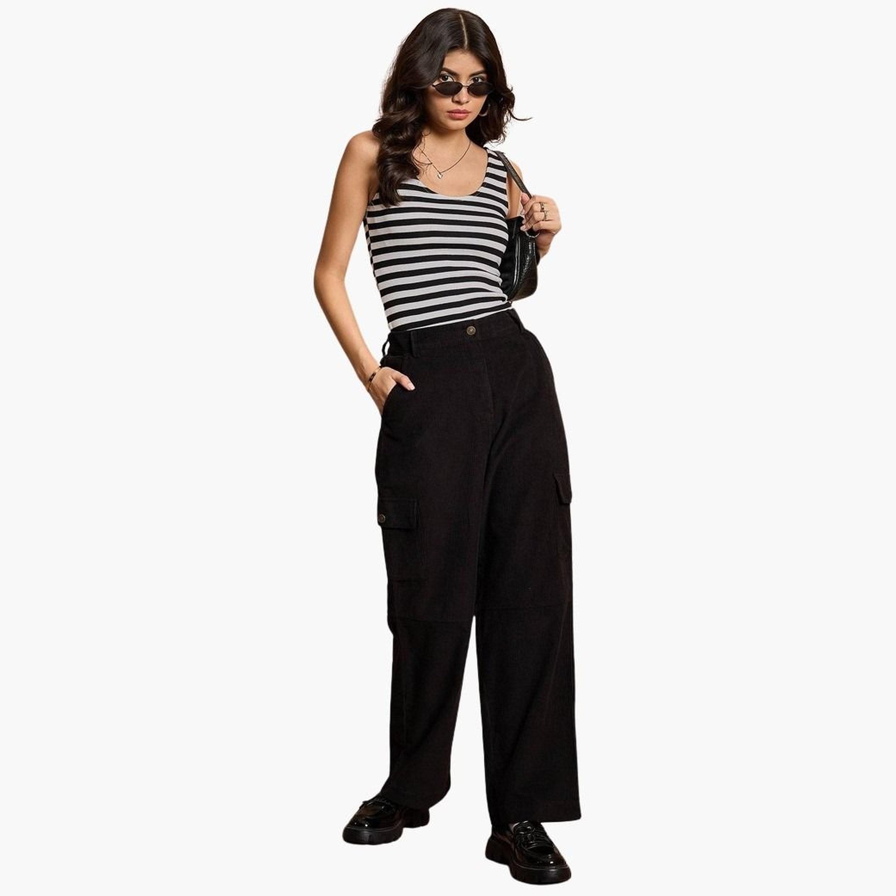 ساسافراس - بنطال كارجو أسود سادة من قماش مخملي مستقيم للنساء-women-clothing-bottoms-trousers-image-2