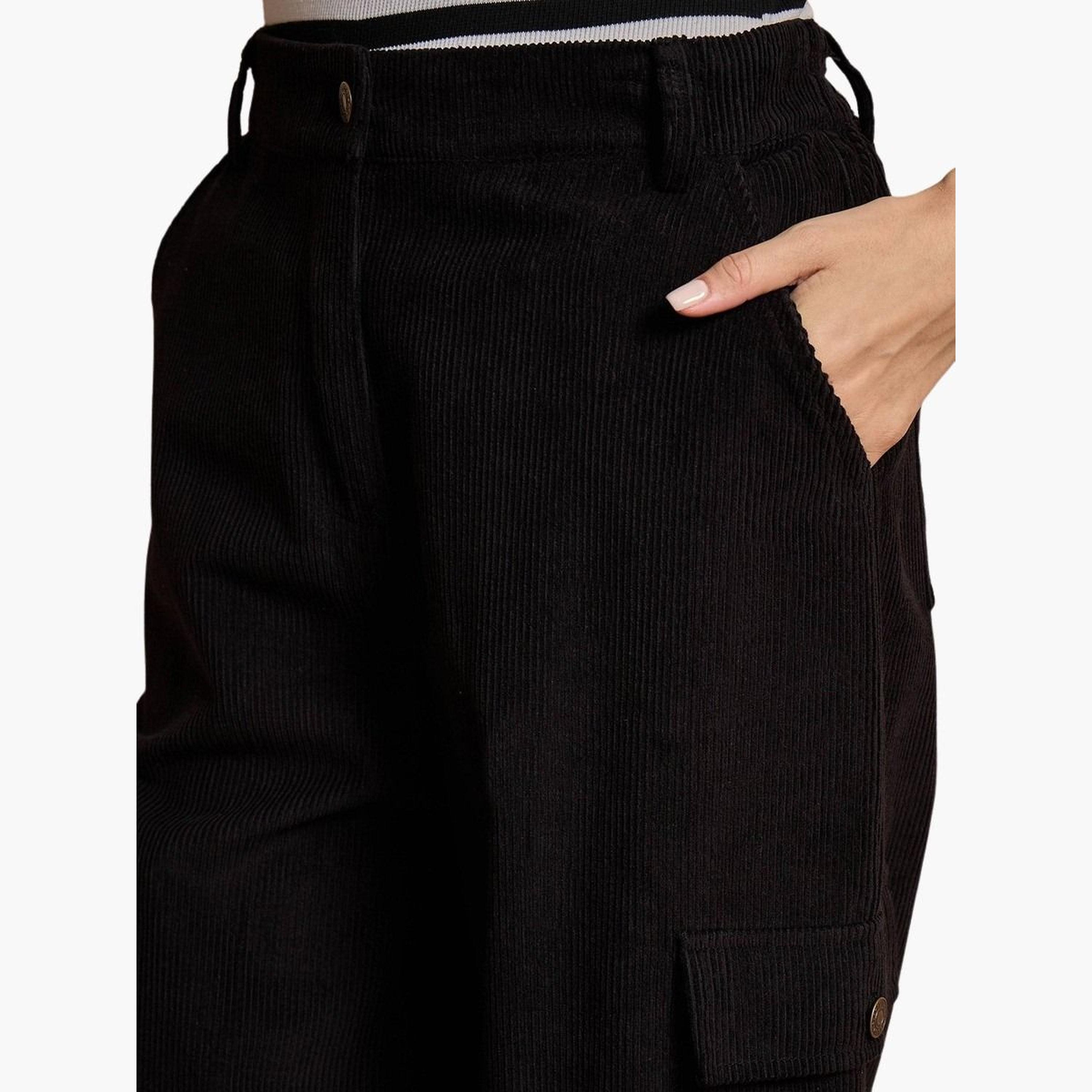 ساسافراس - بنطال كارجو أسود سادة من قماش مخملي مستقيم للنساء-women-clothing-bottoms-trousers-image-4