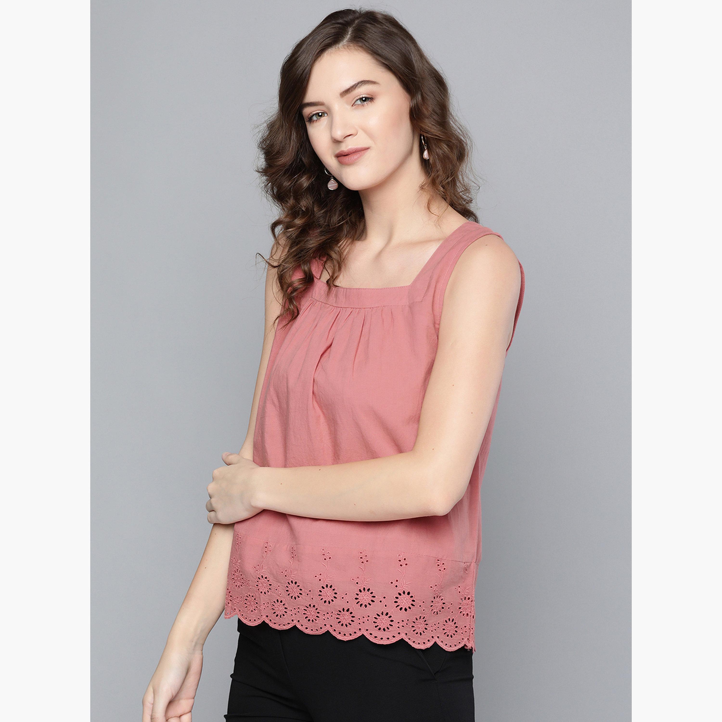 ساسافراس - بلوزة نسائية وردية اللون بتفاصيل شيفلي وفتحة رقبة مربعة-women-clothing-shirtsandblouses-shirts-image-2
