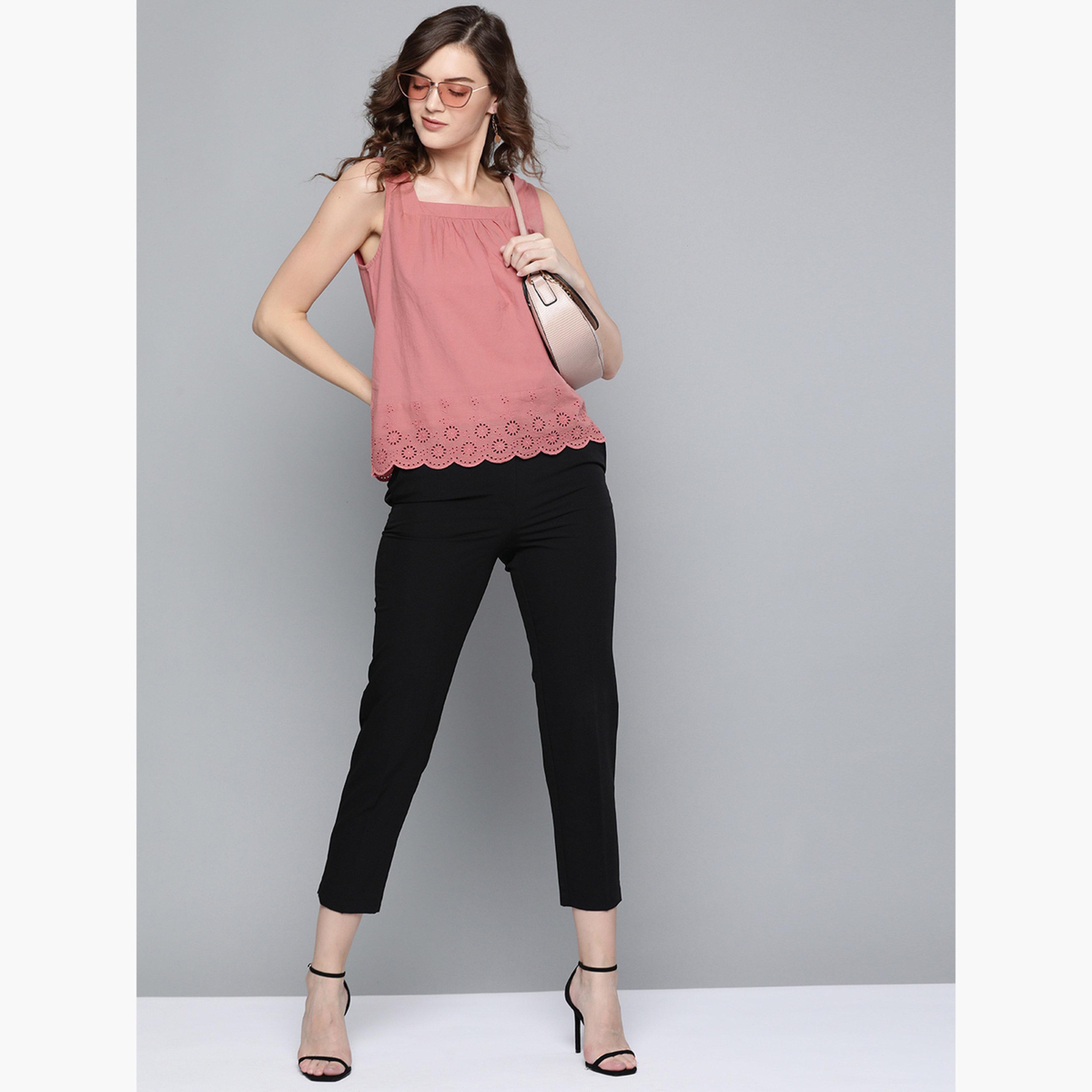 ساسافراس - بلوزة نسائية وردية اللون بتفاصيل شيفلي وفتحة رقبة مربعة-women-clothing-shirtsandblouses-shirts-image-4