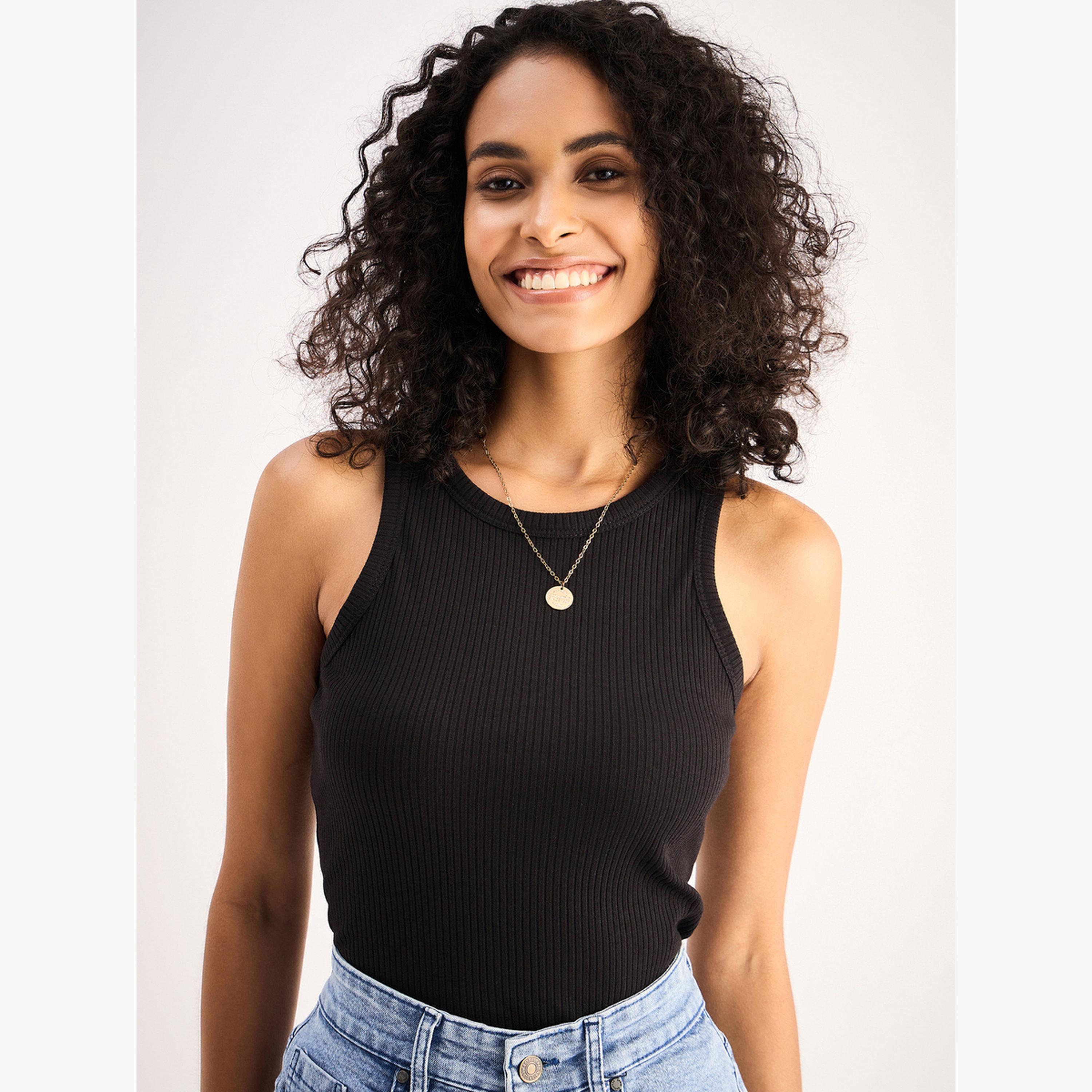 ساسافراس - بلوزة نسائية سوداء مضلعة بدون أكمام ورقبة دائرية-women-clothing-shirtsandblouses-shirts-image-4