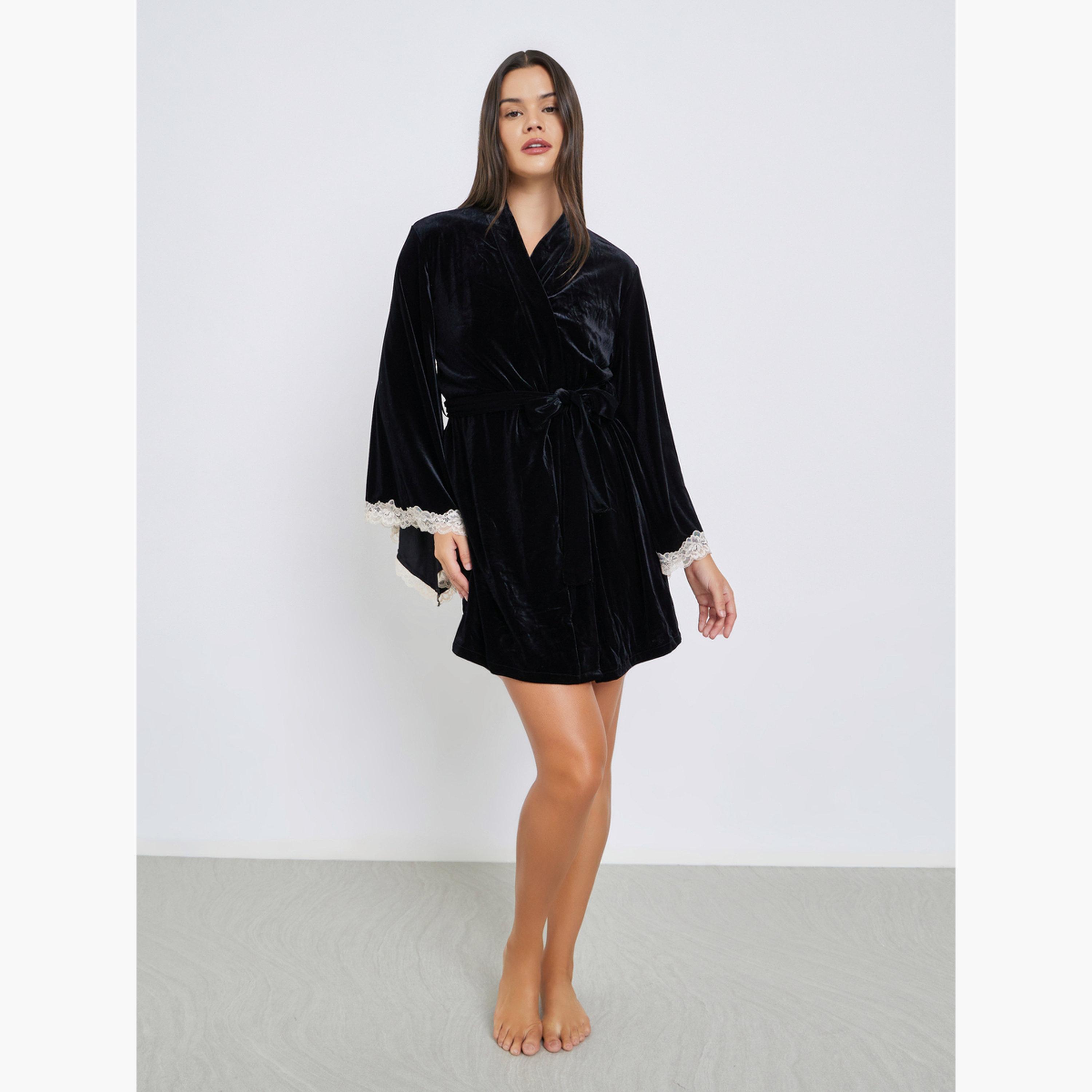 ستايلي - فستان مخملي مع روب وحواف دانتيل متباينة اللون للنساء-women-clothing-nightwear-robes-image-2