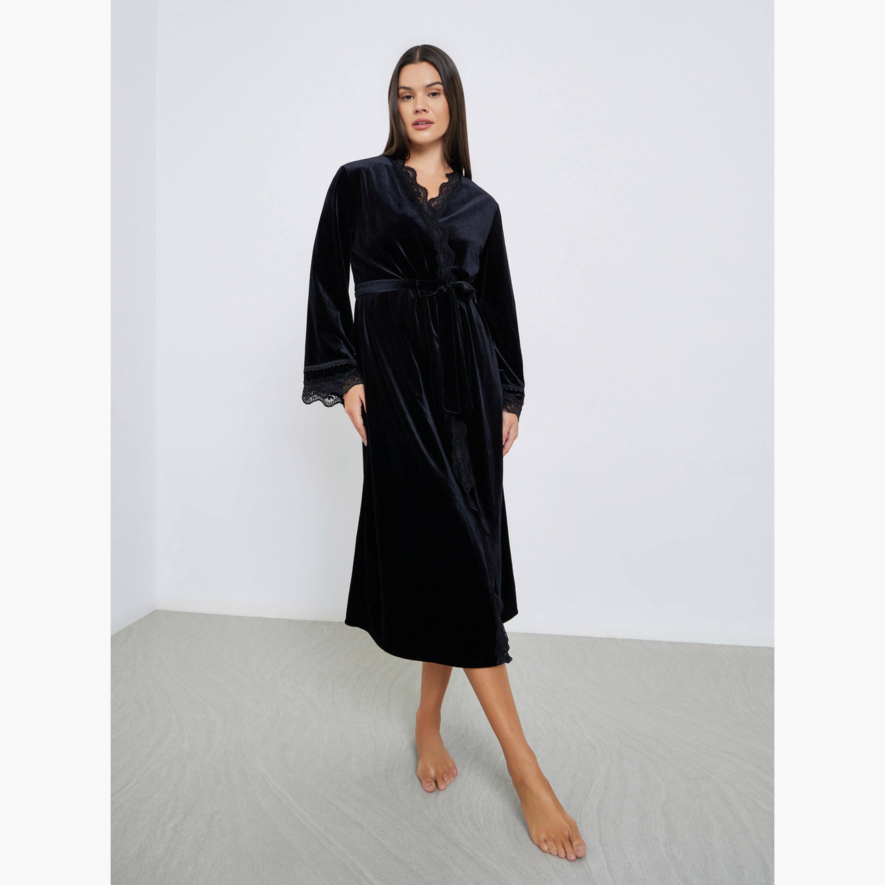 ستايلي - عبوة من قطعتين - فستان مخملي بأشرطة متباينة وروب بحواف من الدانتيل-women-clothing-nightwear-robes-image-2