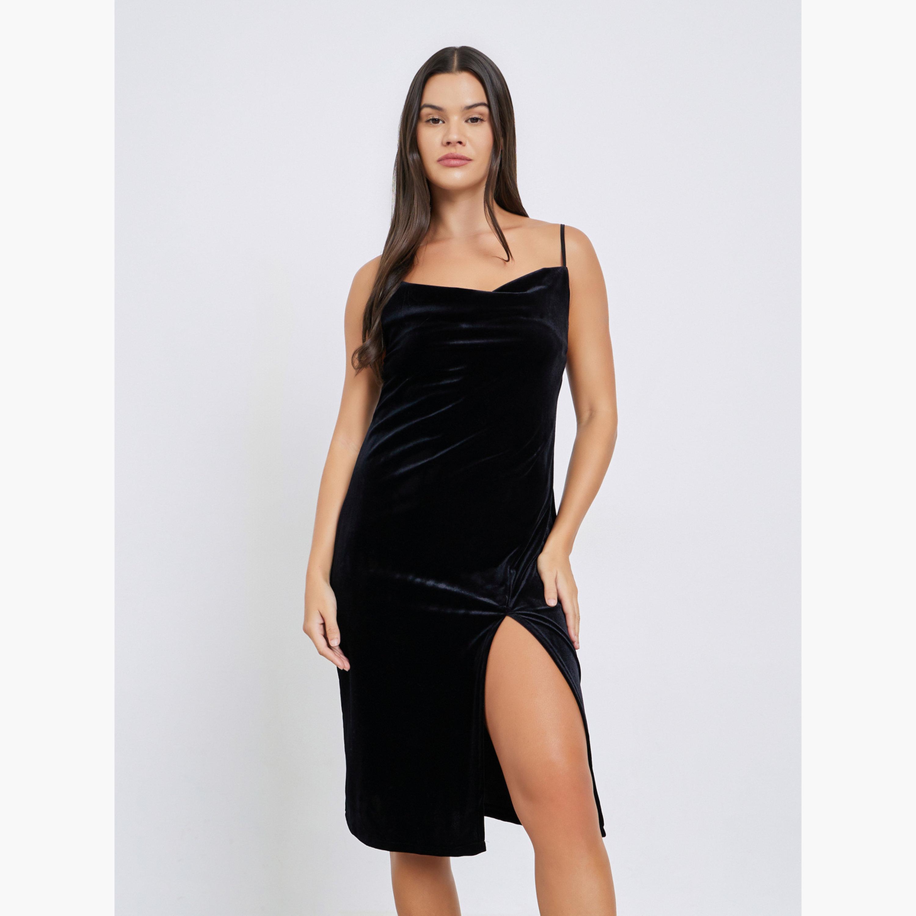 ستايلي - عبوة من قطعتين - فستان مخملي بأشرطة متباينة وروب بحواف من الدانتيل-women-clothing-nightwear-robes-image-3