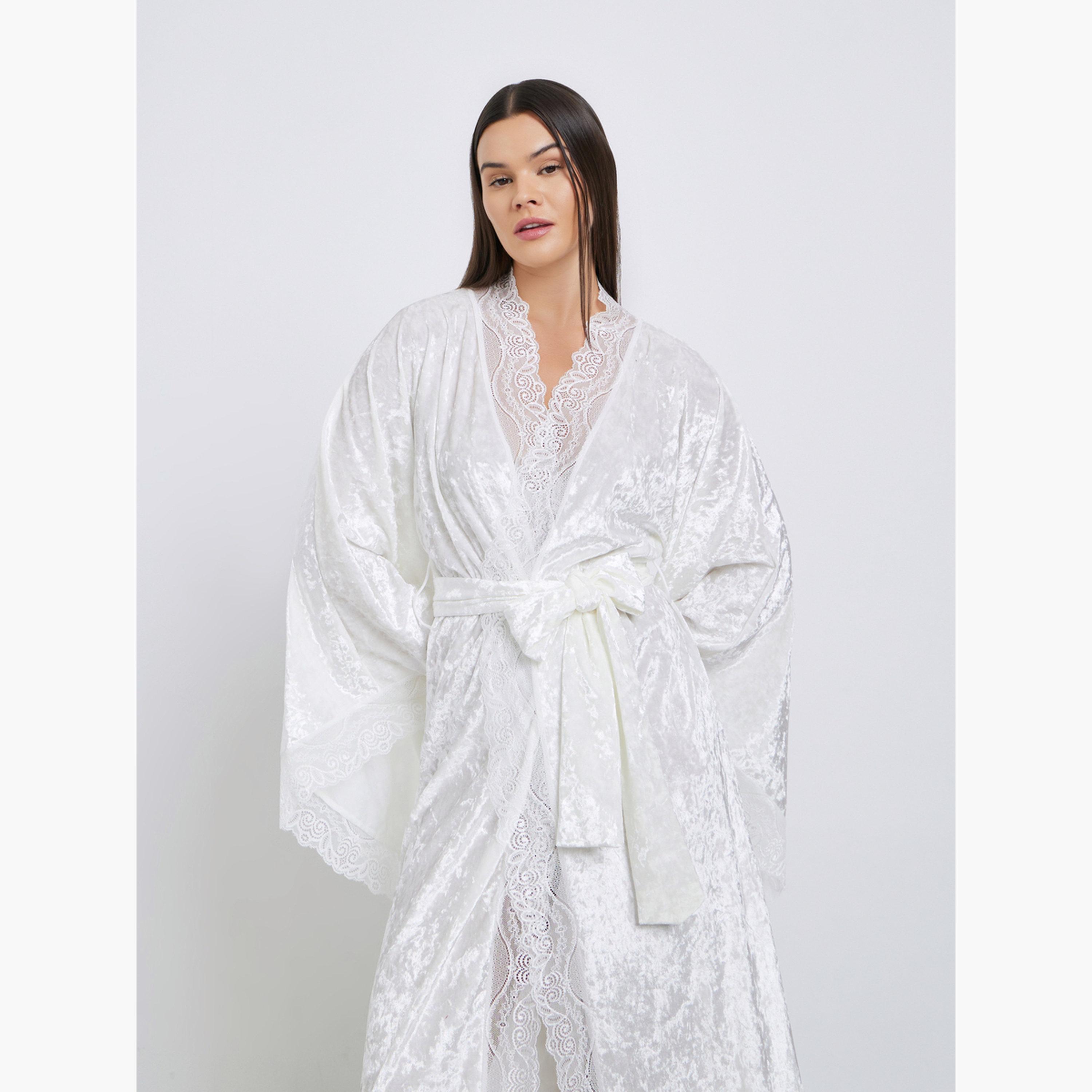 ستايلي - روب بأكمام واسع من المخمل المجعد مع حواف دانتيل-women-clothing-nightwear-robes-image-2