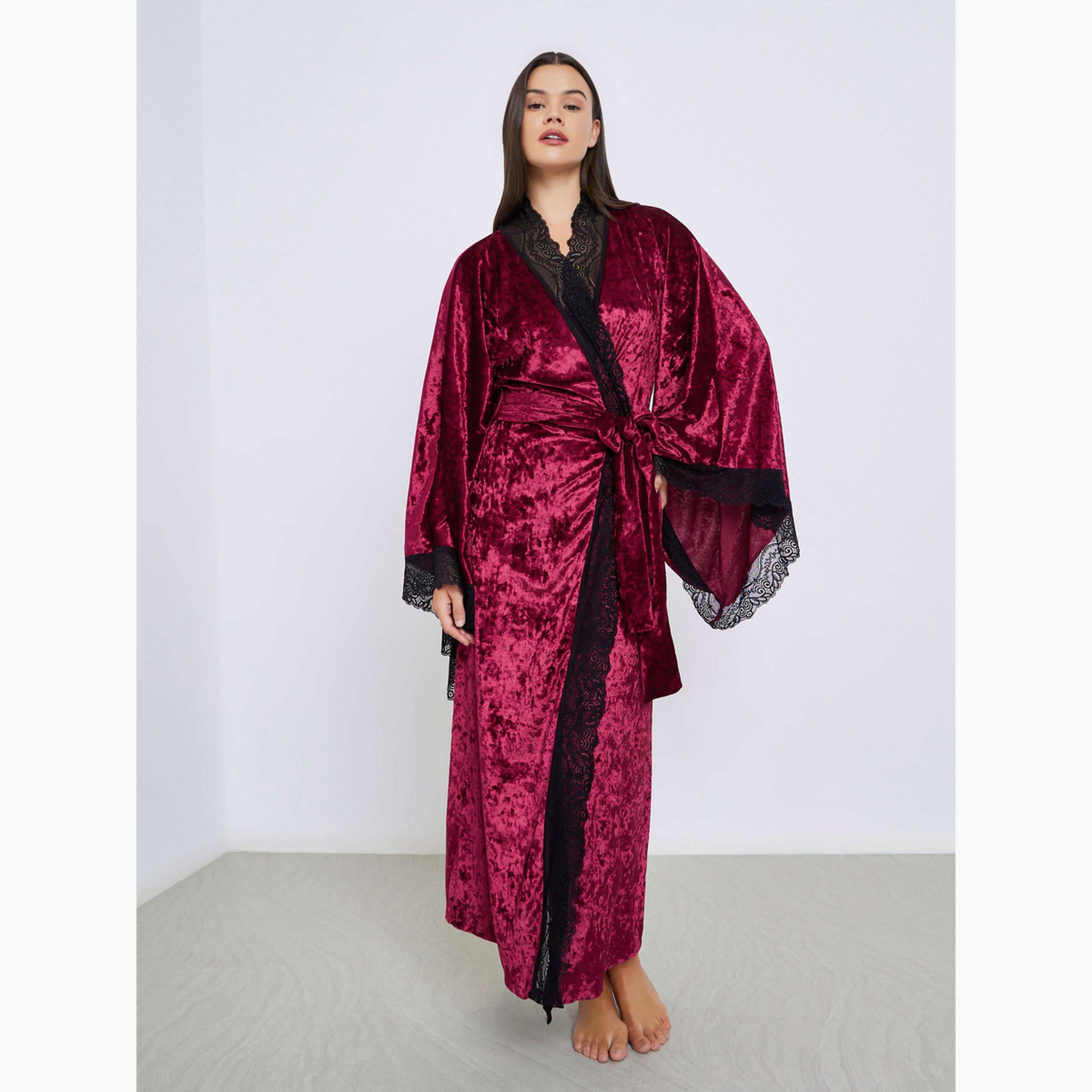 ستايلي - روب بأكمام واسع من المخمل المجعد مع حواف دانتيل-women-clothing-nightwear-robes-image-1