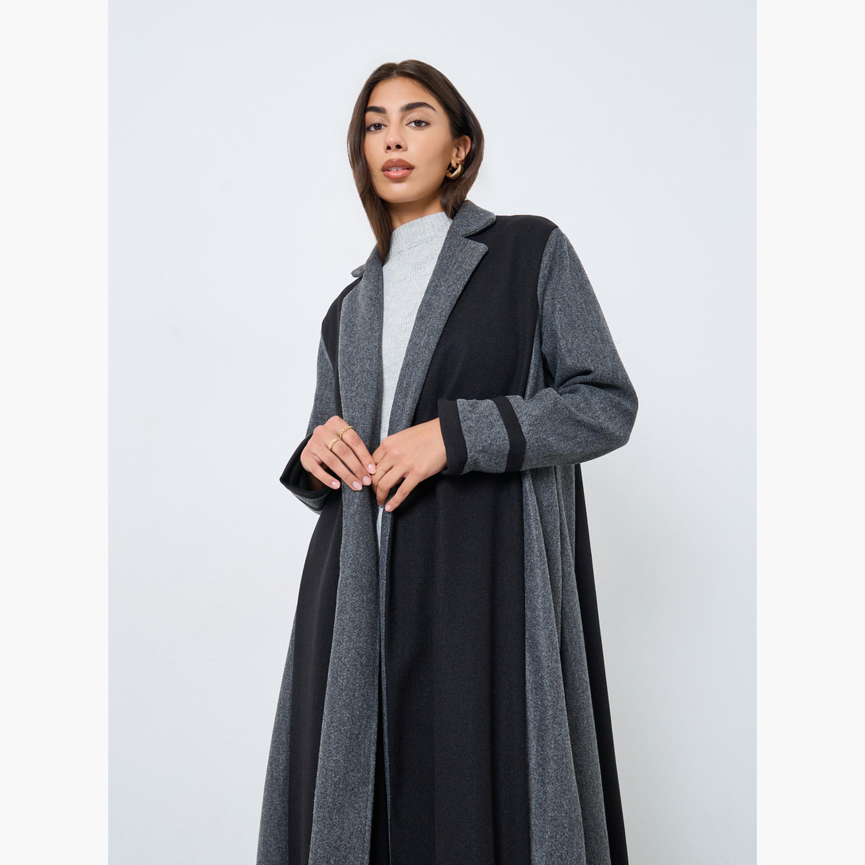 أميرة x ستايلي عباية بنمط كتل الالوان وياقة بشق-women-arabicclothing-abayas-image-3