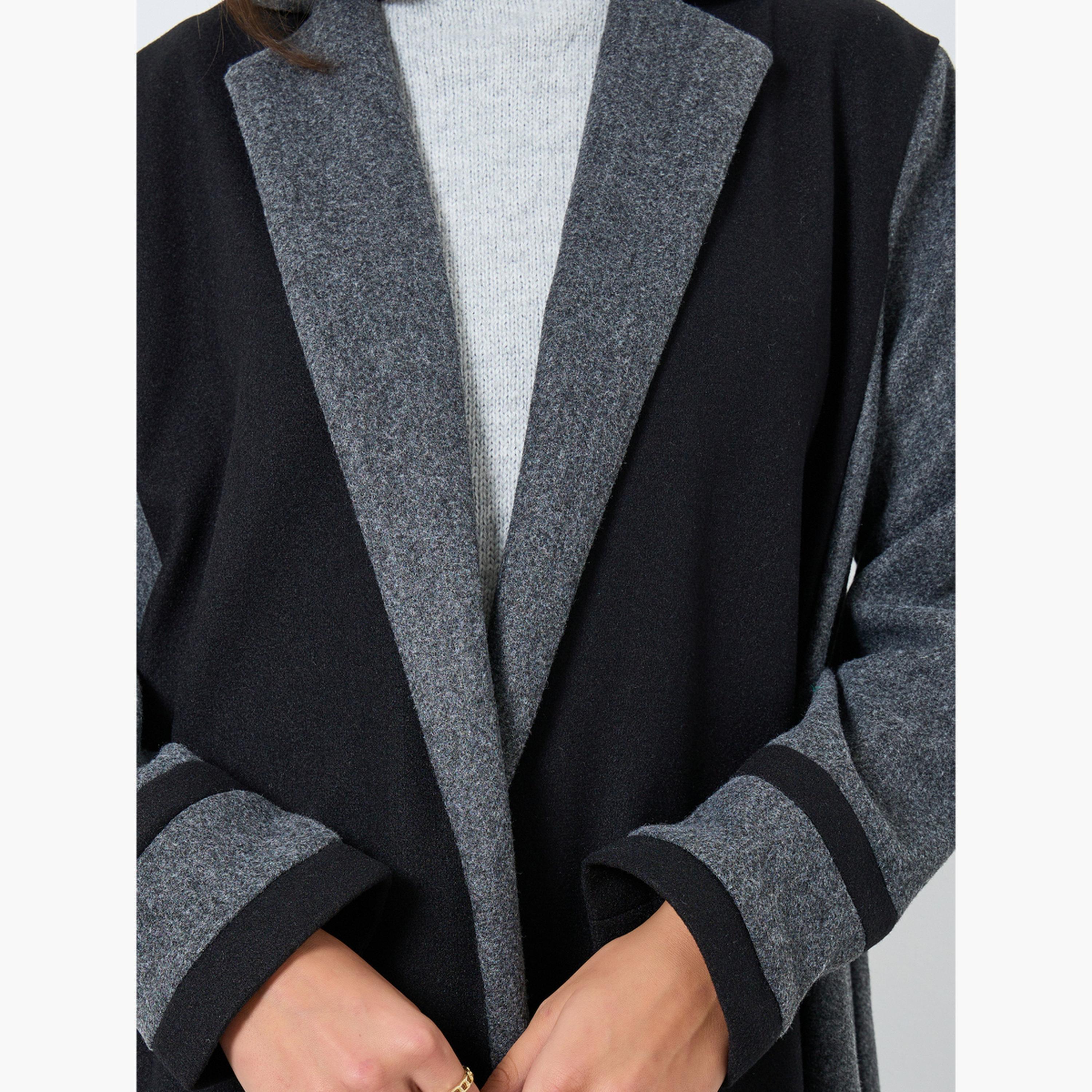 أميرة x ستايلي عباية بنمط كتل الالوان وياقة بشق-women-arabicclothing-abayas-image-5