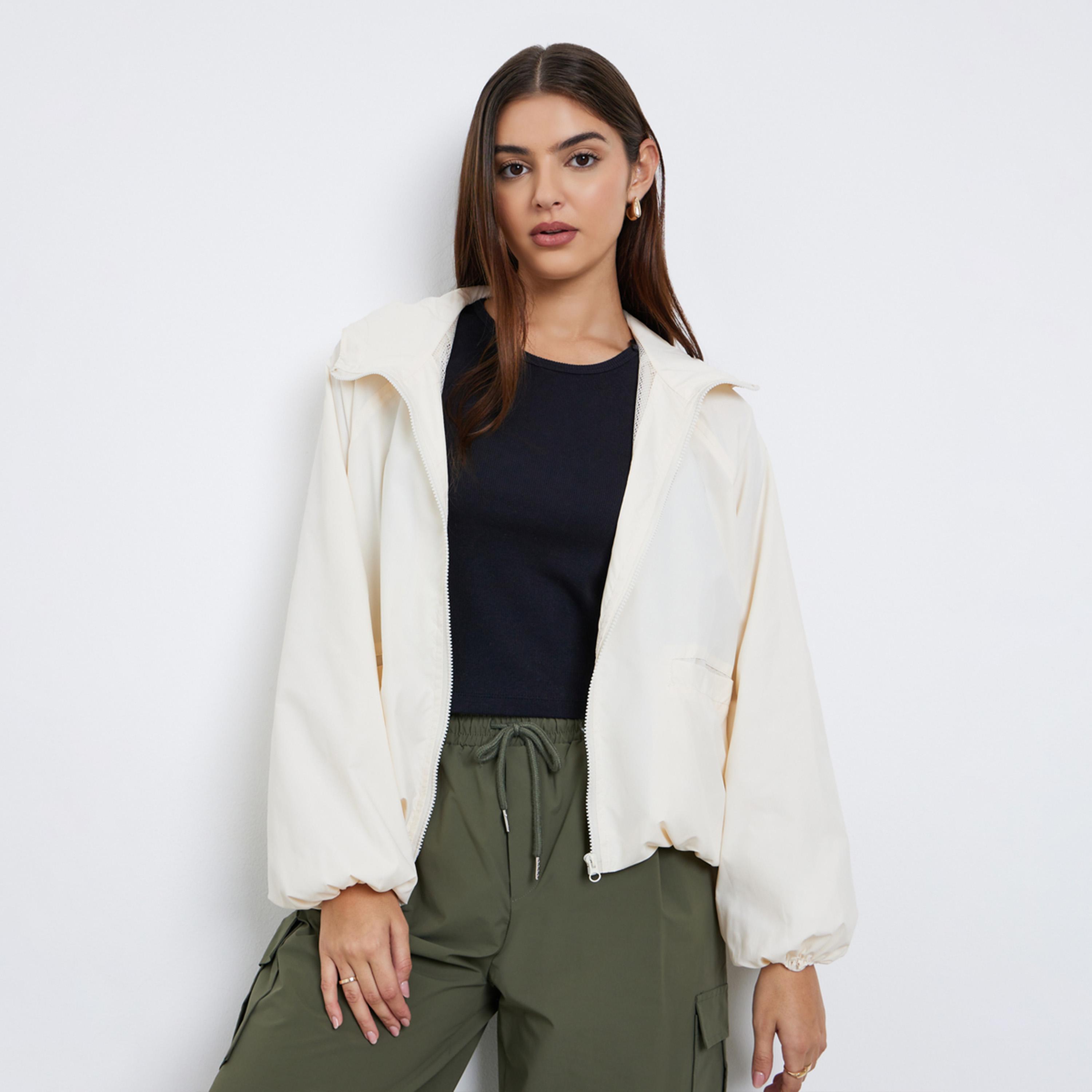 ستايلي - جاكيت بومبر بغطاء رأس وقصة عادية لون أبيض العاجي-women-winterwear-coatsandjackets-jackets-image-1