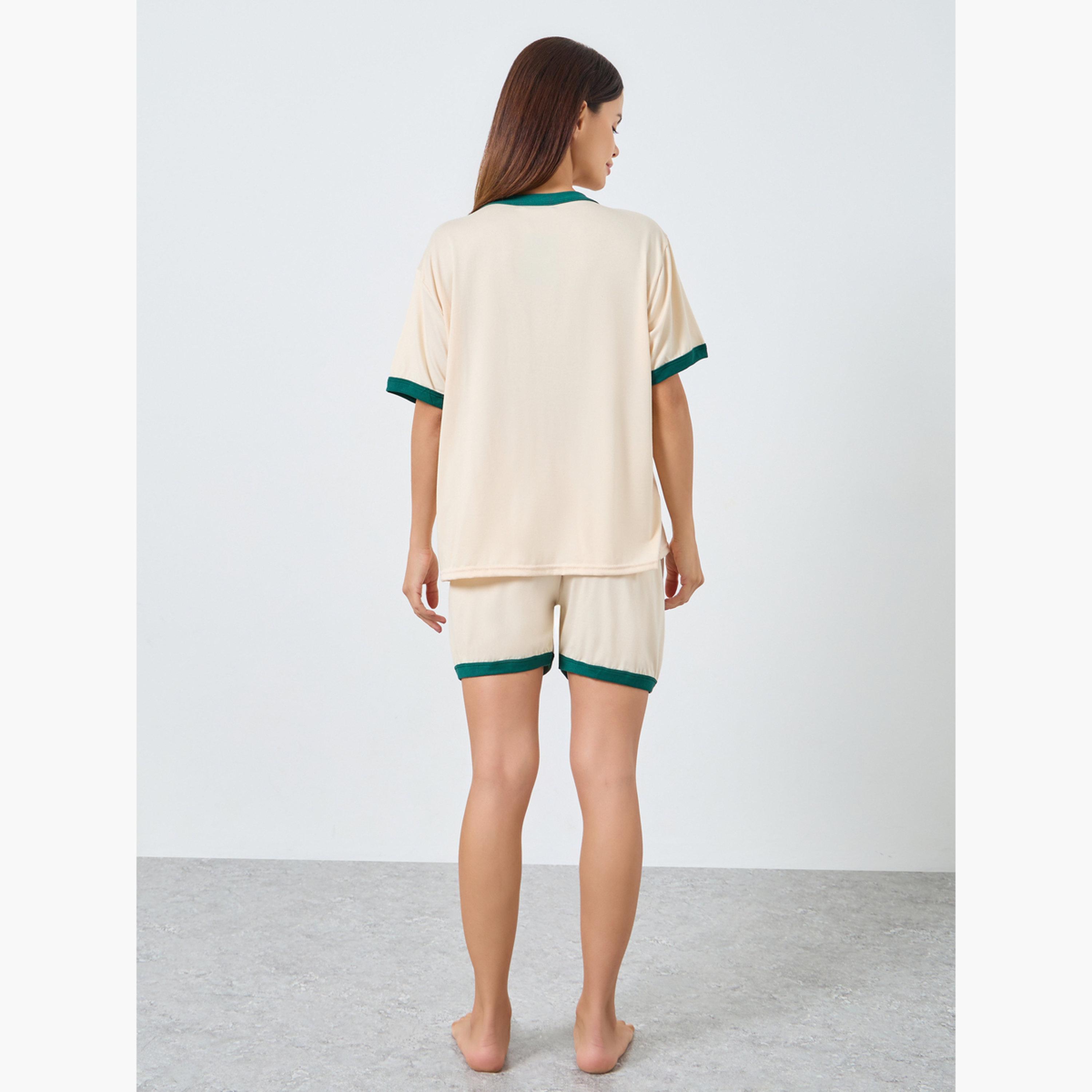 ستايلي - طقم تي شيرت وشورت بفتحة رقبة على شكل حرف V وحواف متباينة للنساء-women-clothing-nightwear-pyjamas-shortsets-image-3