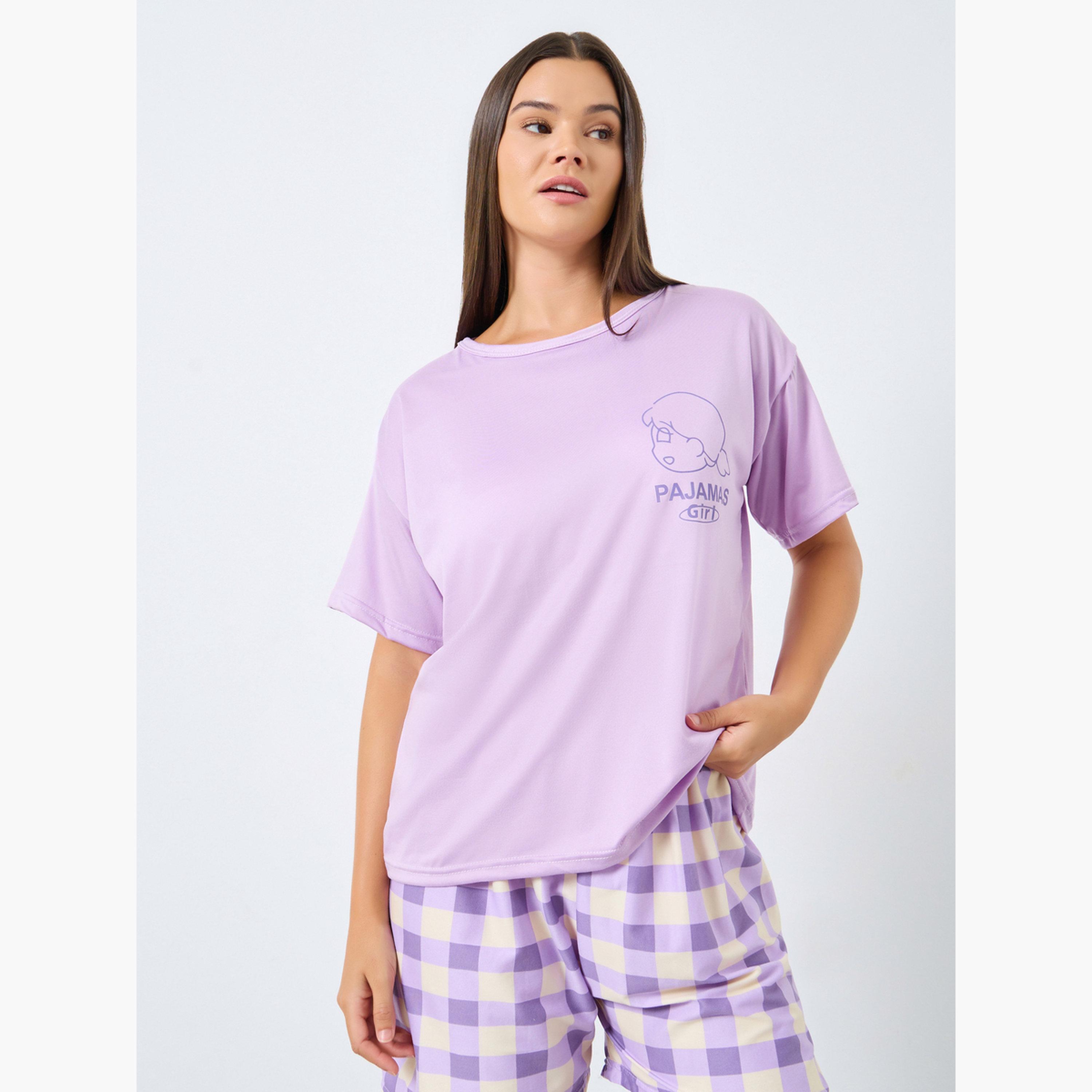 Styli Graphic Printed T-Shirt and Plaid Shorts Set-women-clothing-nightwear-pyjamas-shortsets-image-2
