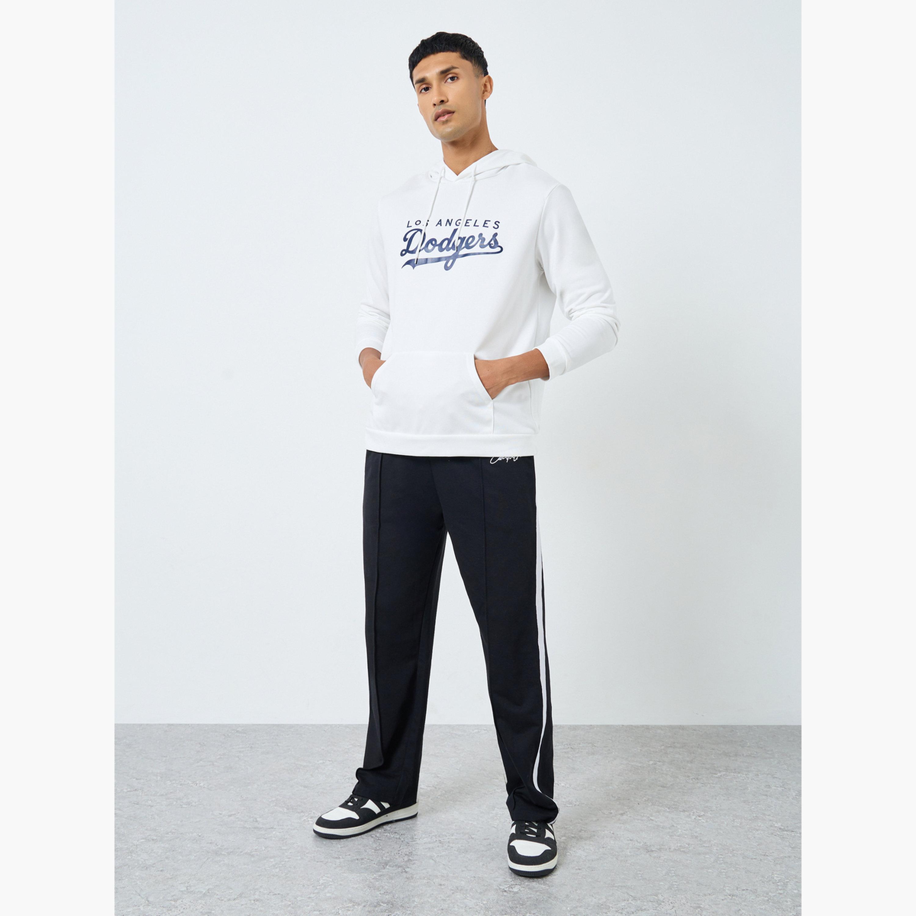 تيك تو - هودي رجالي أبيض طبعة شعار لوس أنجلوس دودجرز-men-winterwear-hoodiesandsweatshirts-image-2