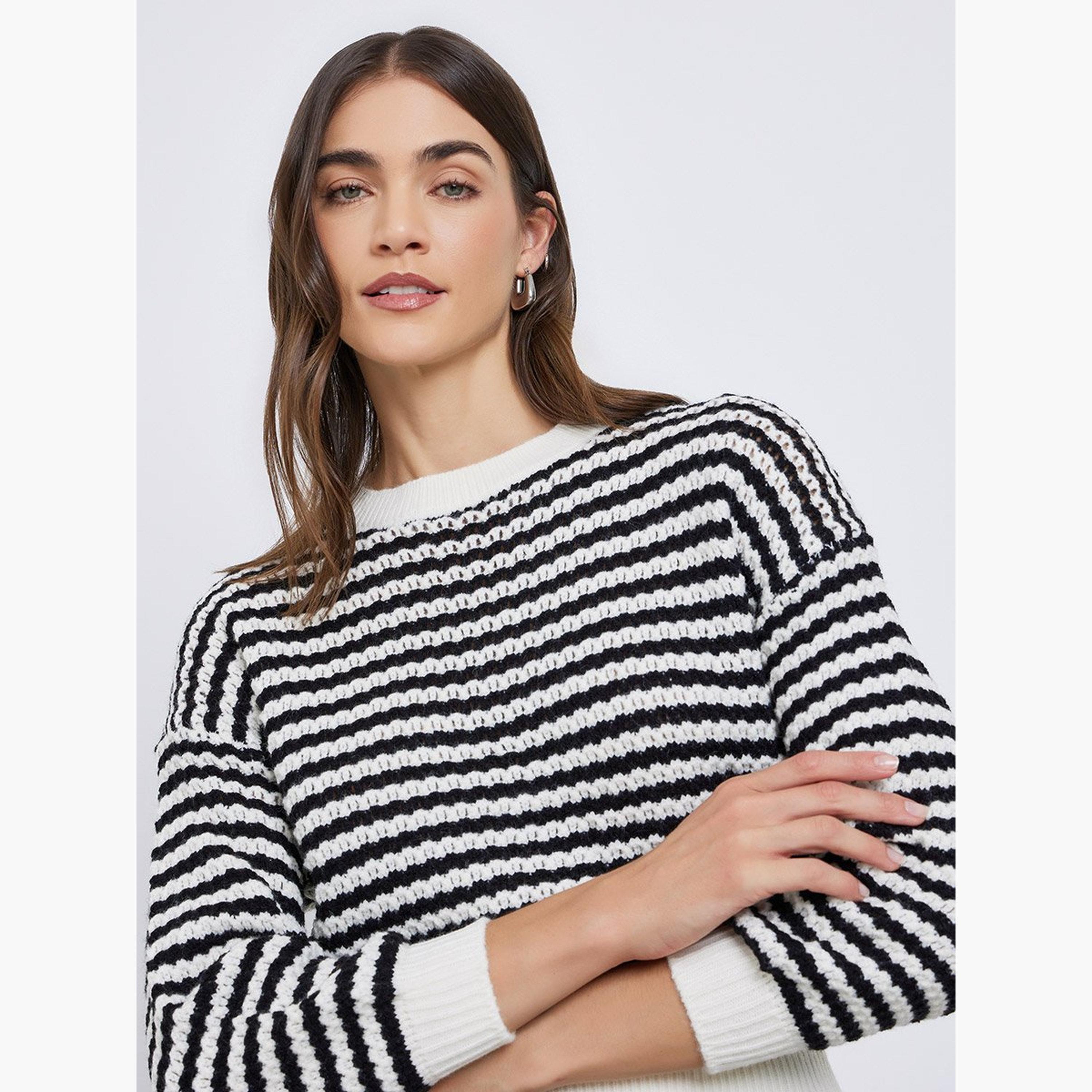 ستايلي - سترة للنساء مخططة محبوكة قصيرة الطول-women-winterwear-cardigansandjumpers-jumpers-image-3