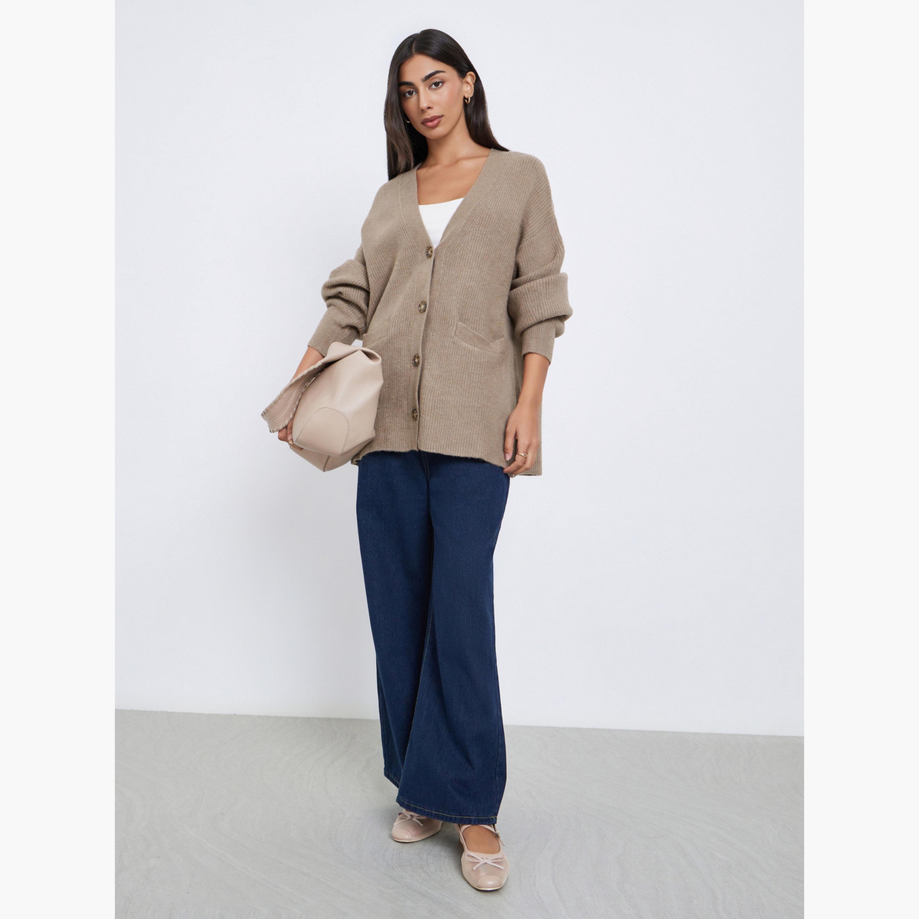 ستايلي - كارديغان طويل مضلع باللون البيج بفتحة رقبة على شكل حرف V للنساء -women-winterwear-cardigansandjumpers-cardigans-image-2