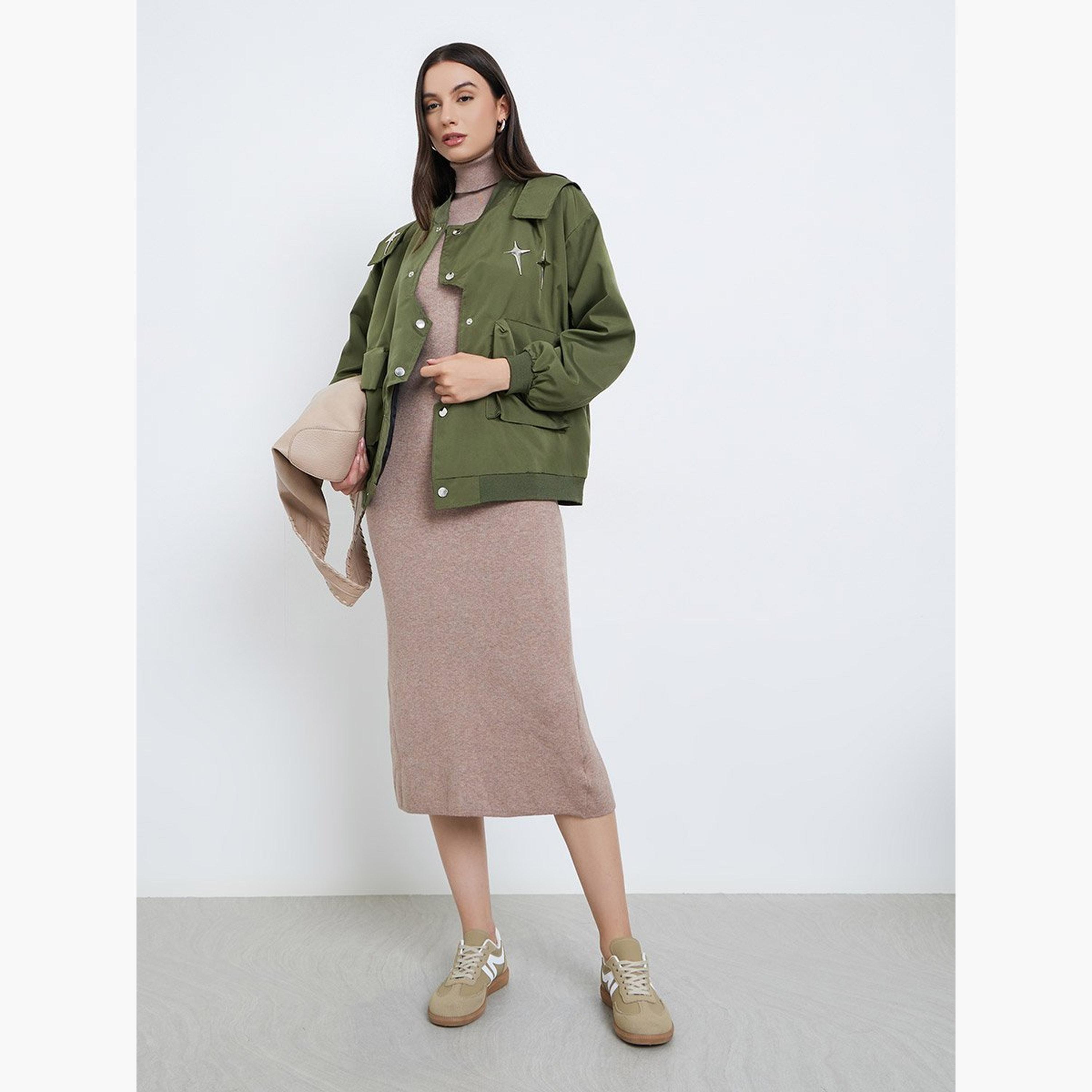 ستايلي - سترة عملية مزينة بمسامير معدنية خضراء-women-winterwear-coatsandjackets-jackets-image-2