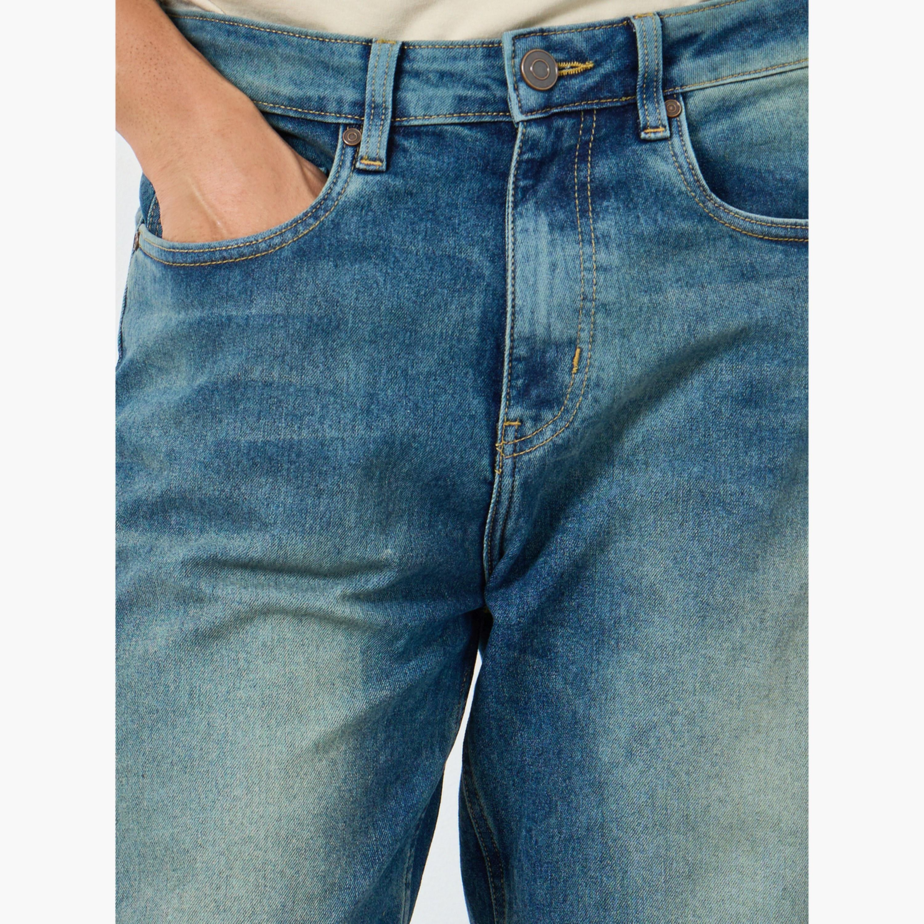 Styli Men Light Blue Mid Wash Relaxed Fit Jeans-men-clothing-bottoms-jeans-image-3