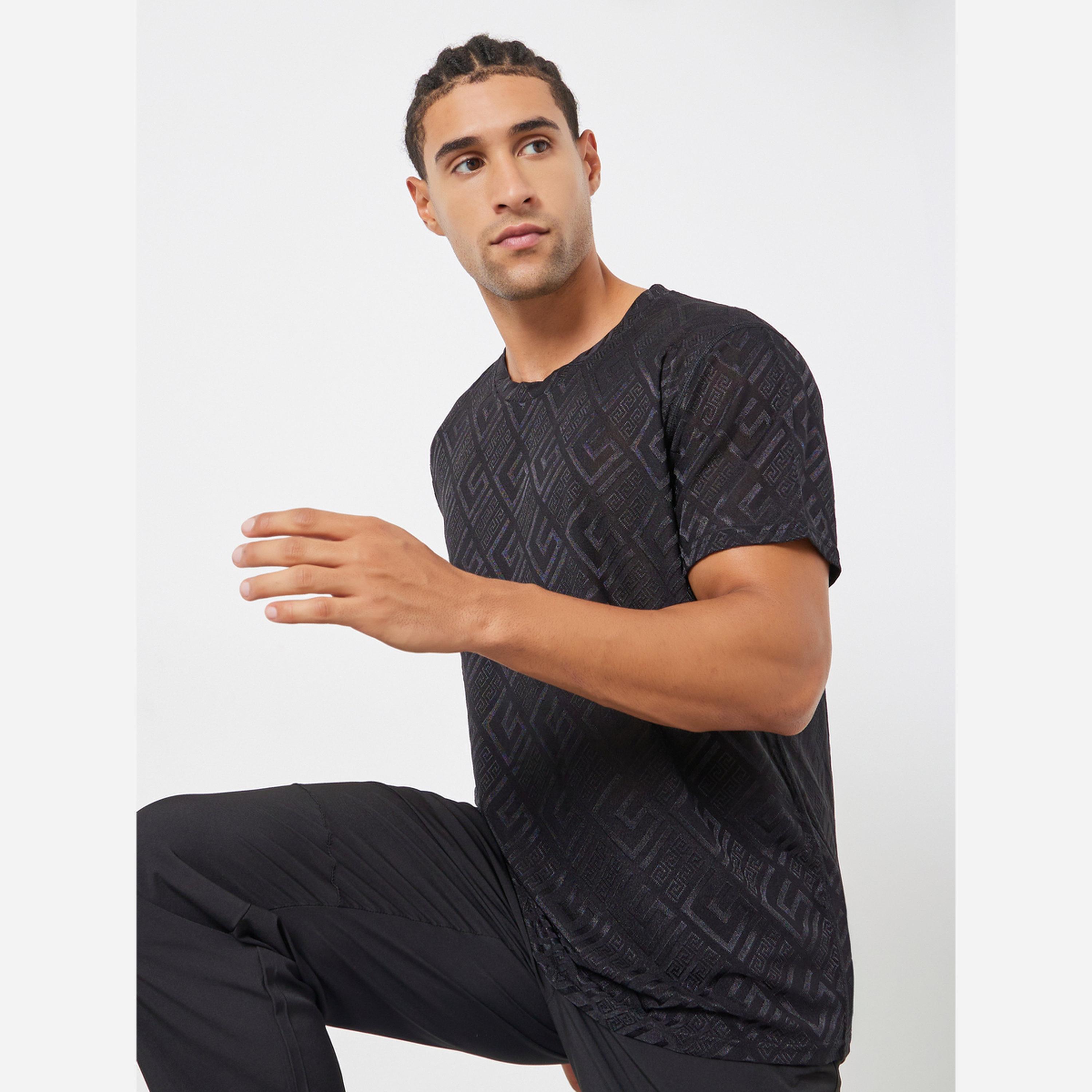 Styli Men Black Geometric Print Quick Dry Athleisure T-Shirt-men-clothing-sportswearandactivewear-tshirtsandpolos-image-3