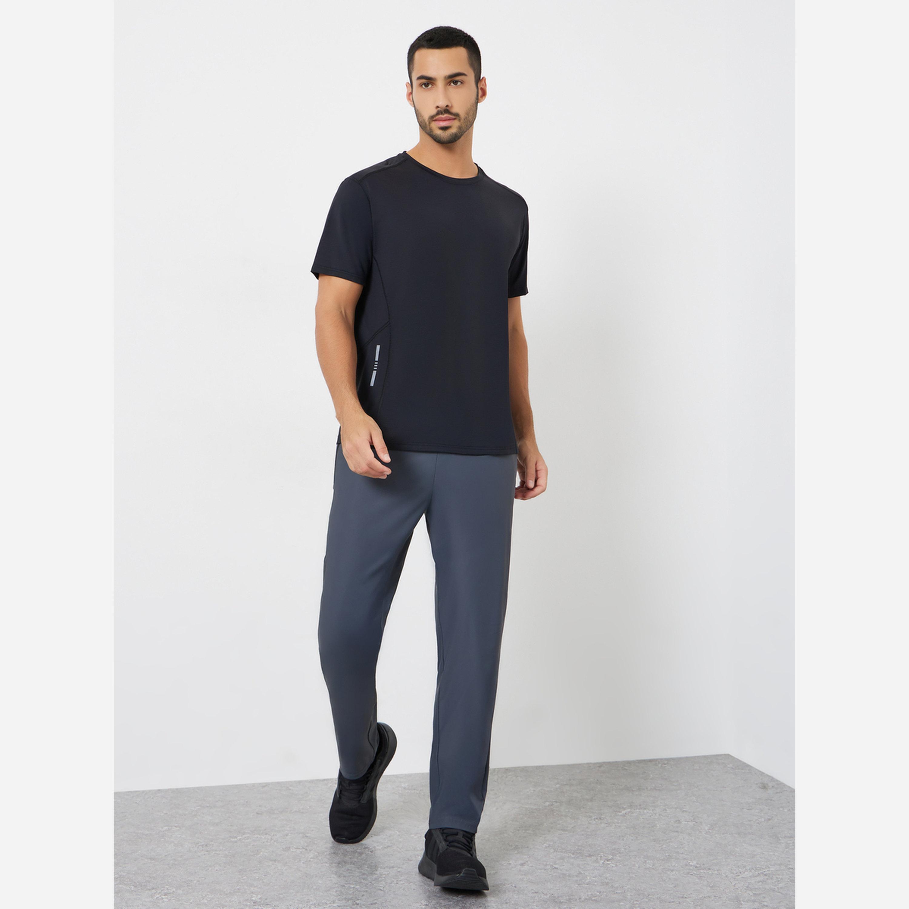 Styli Men Black Quick-Dry Training T-Shirt-men-clothing-sportswearandactivewear-tshirtsandpolos-image-2