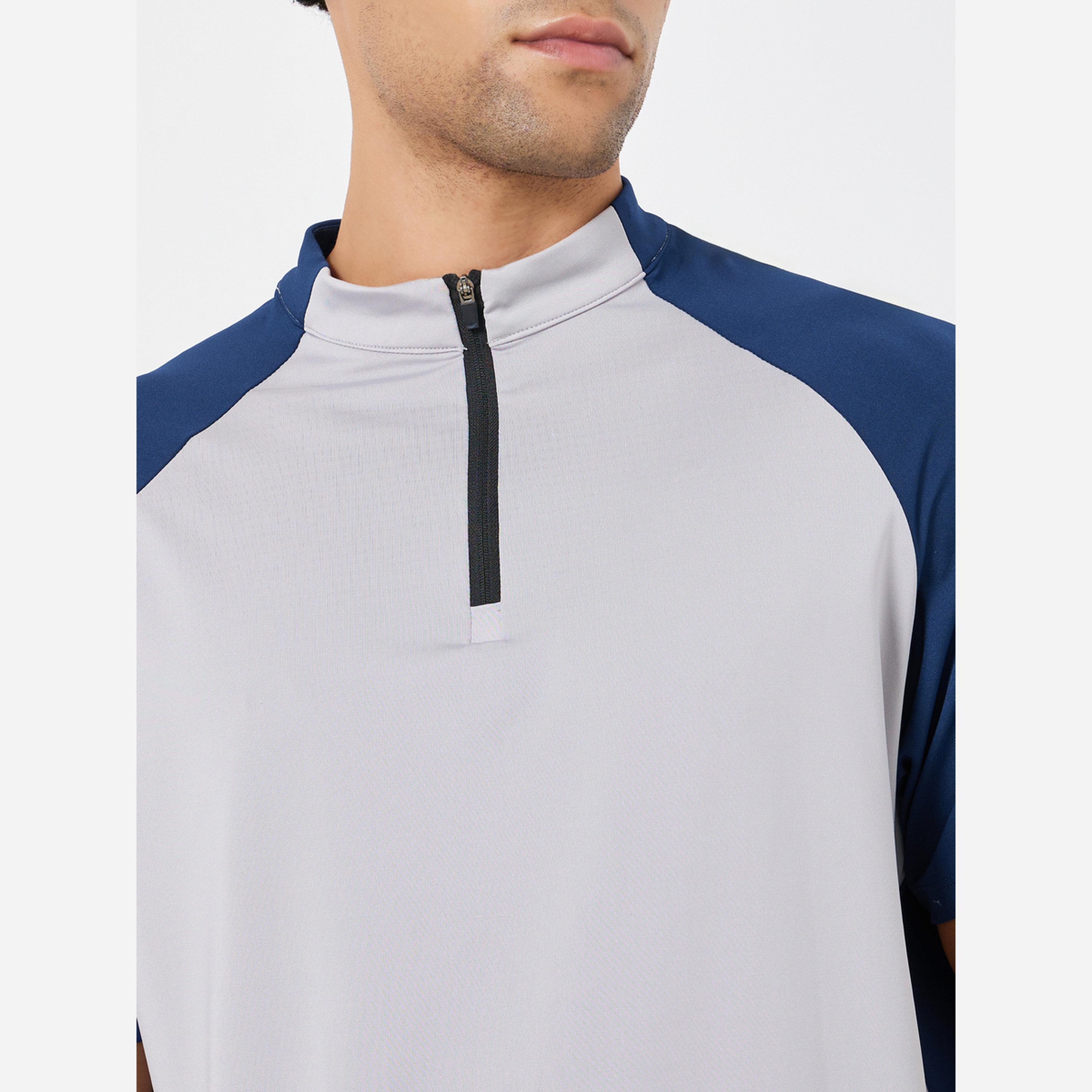 ستايلي - تيشيرت رياضي رجالي لون أزرق داكن أكمام راغلان-men-clothing-sportswearandactivewear-tshirtsandpolos-image-3