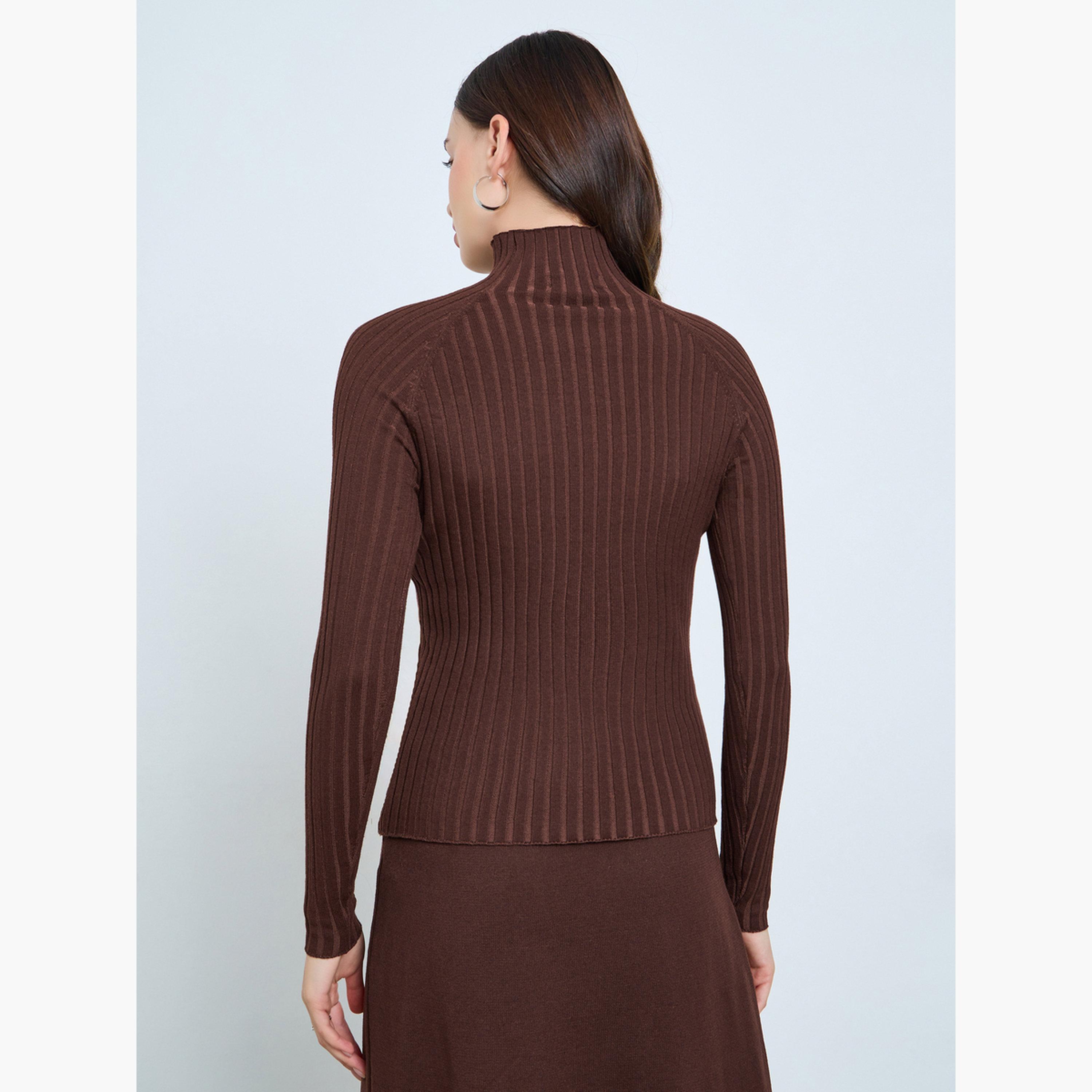 ستايلي - بلوزة لون بني برقبة عالية وأكمام طويلة مضلعة-women-clothing-tshirts-image-4