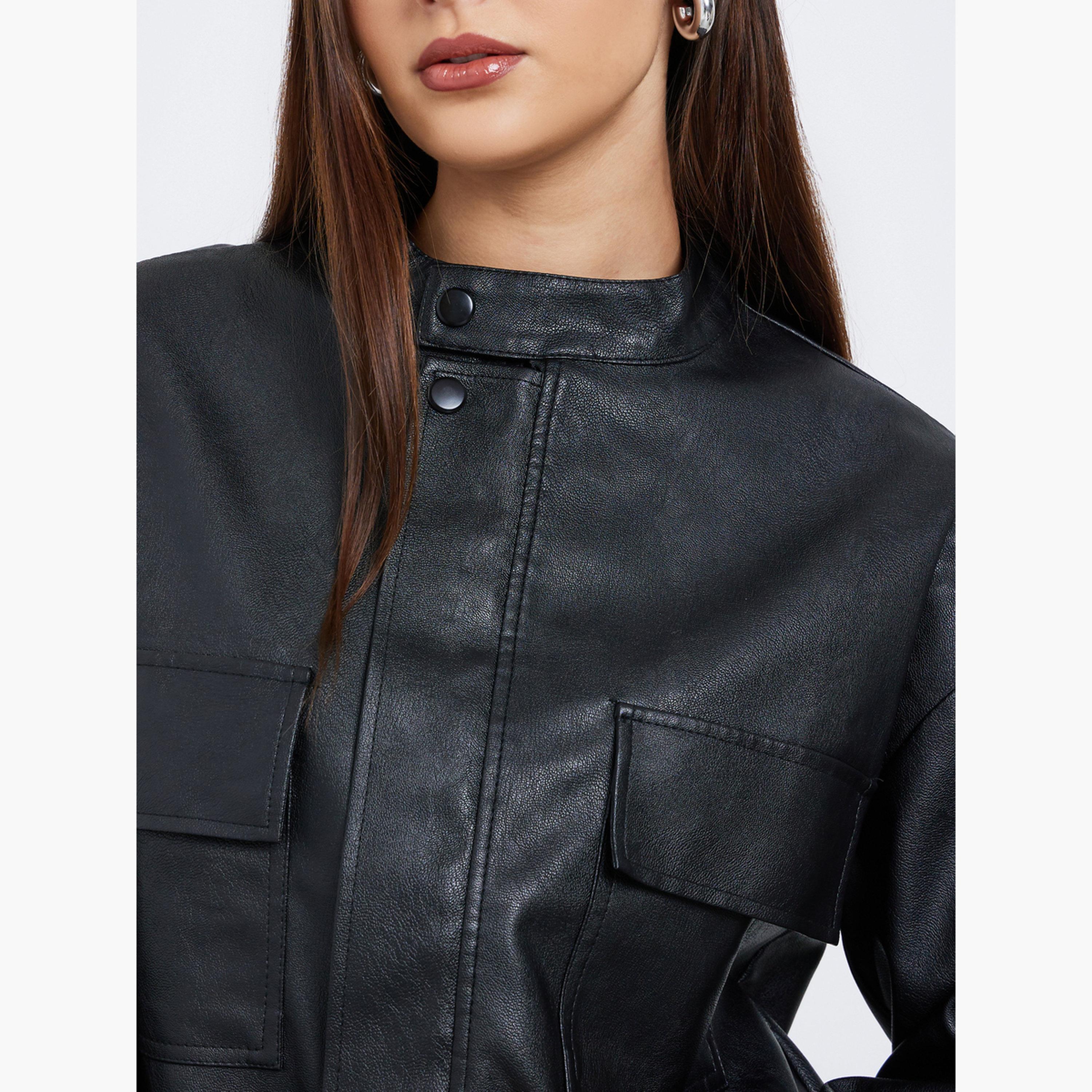 ستايلي - جاكيت بومبر من الجلد الصناعي بقصّة عادية باللون الأسود للنساء -women-winterwear-coatsandjackets-jackets-image-5