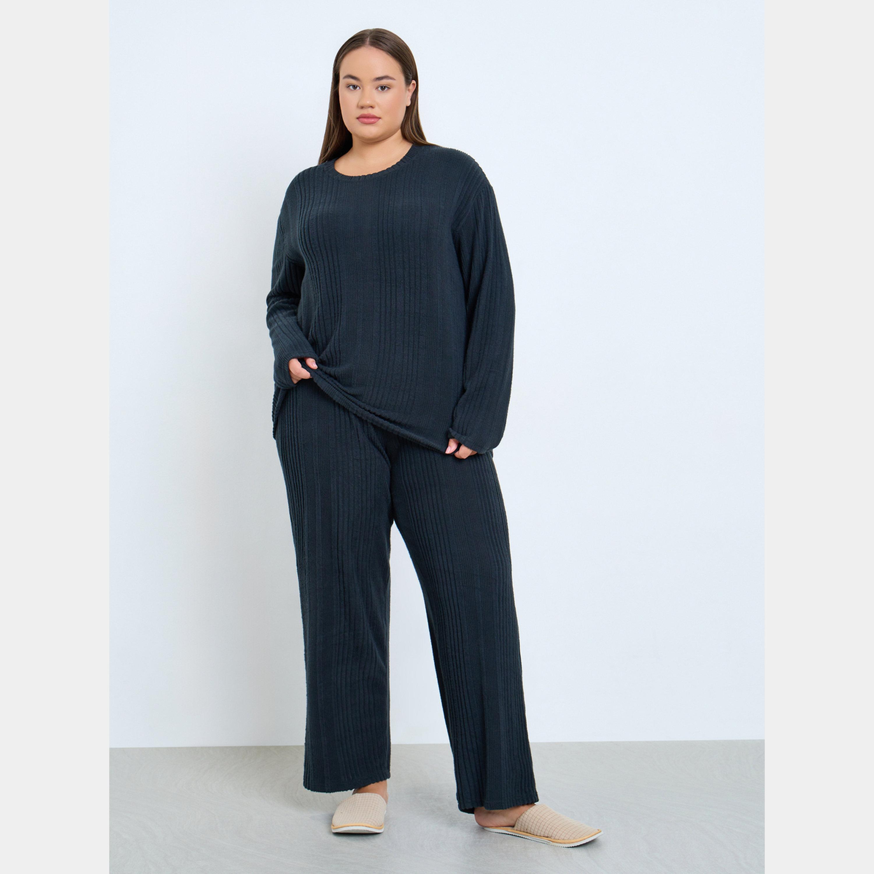 Styli Plus Size Navy Rib Knit T-Shirt and Pyjama Set-women-clothing-nightwear-pyjamas-longsets-image-1