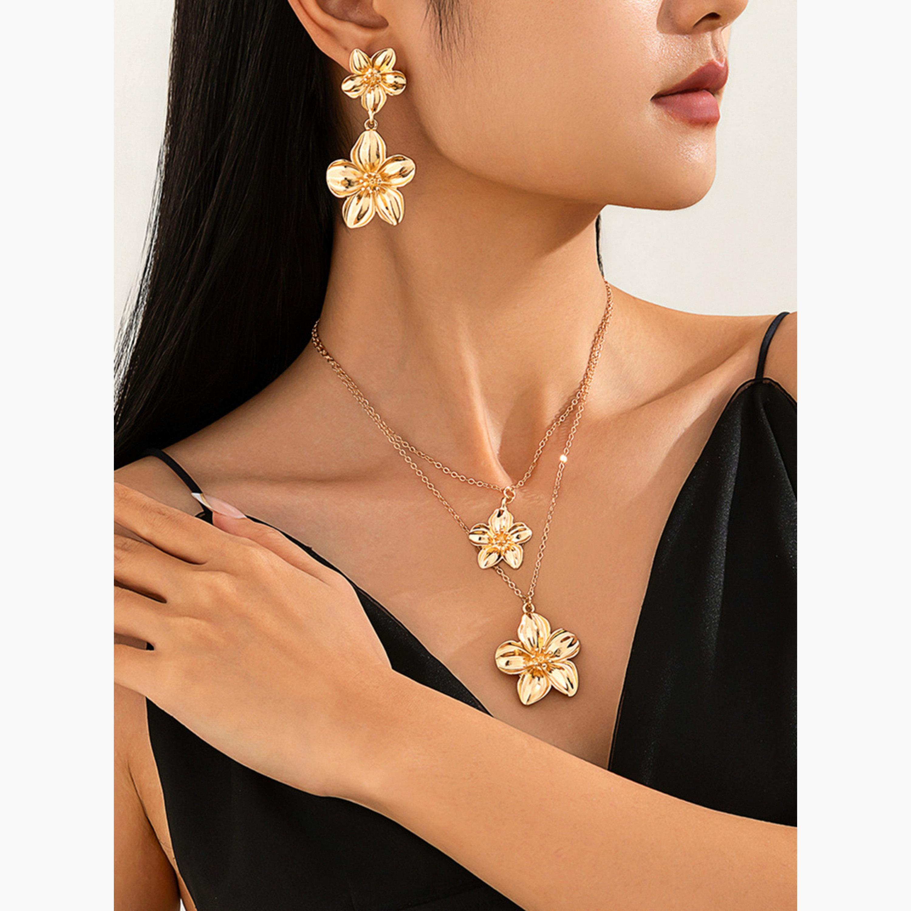 تيك تو - مجوهرات قلادة وأقراط على شكل زهرة-women-watchesandjewellery-jewellery-jewellerysets-image-2