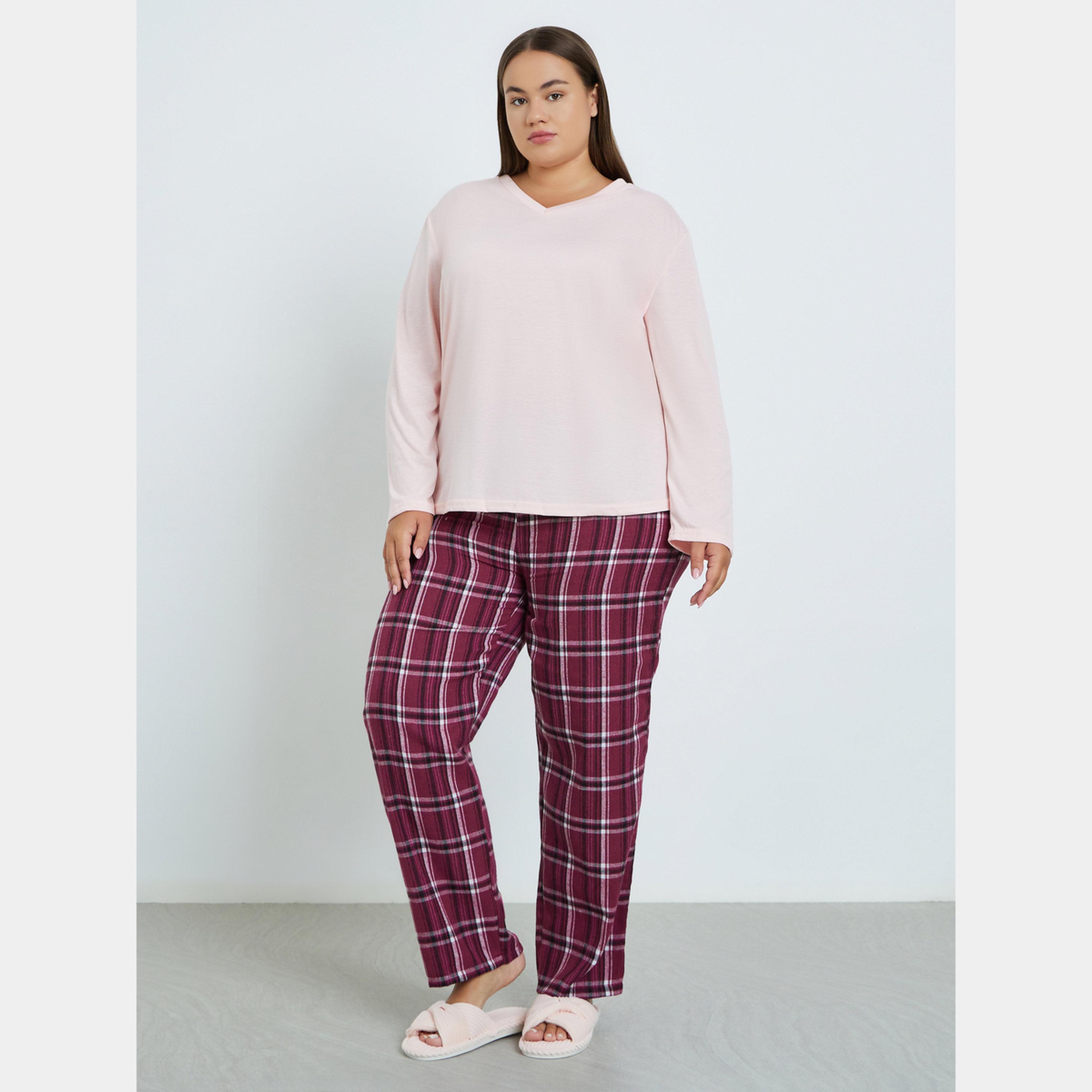 Styli Plus Size Solid V Neck T-Shirt and Check Pyjama Set-women-clothing-nightwear-pyjamas-longsets-image-1
