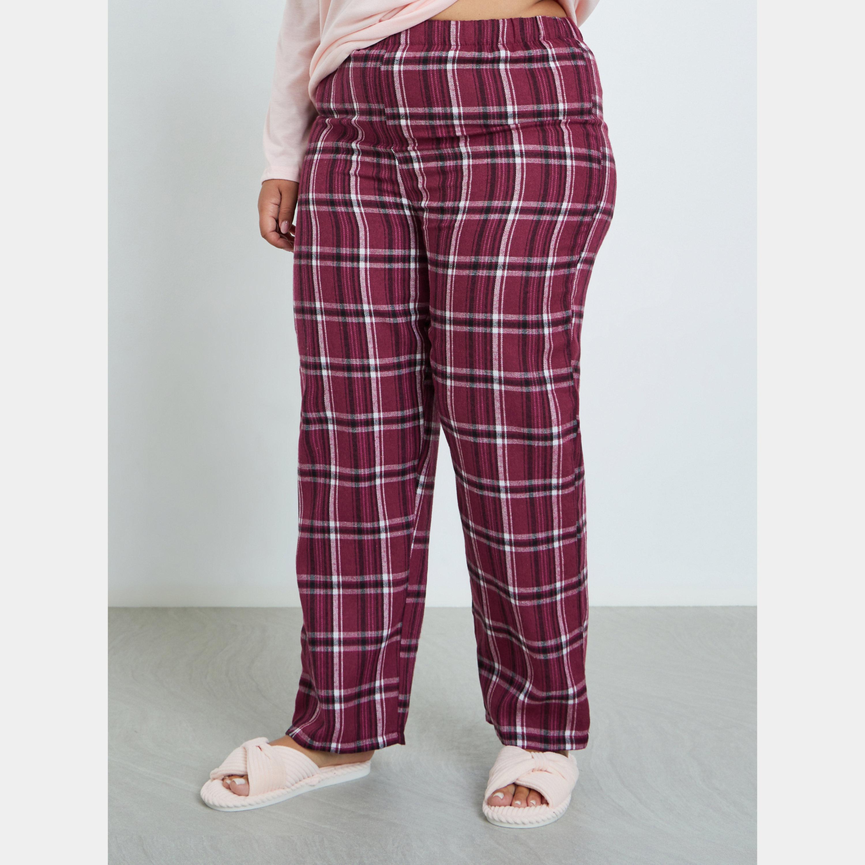 Styli Plus Size Solid V Neck T-Shirt and Check Pyjama Set-women-clothing-nightwear-pyjamas-longsets-image-3