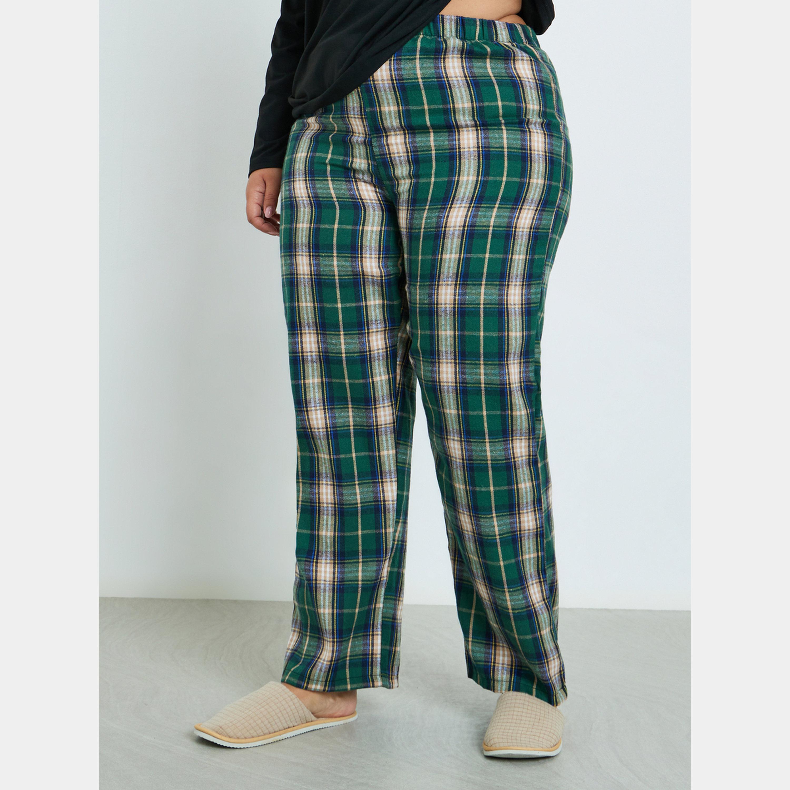 Styli Plus Size Solid V Neck T-Shirt and Check Pyjama Set-women-clothing-nightwear-pyjamas-longsets-image-3