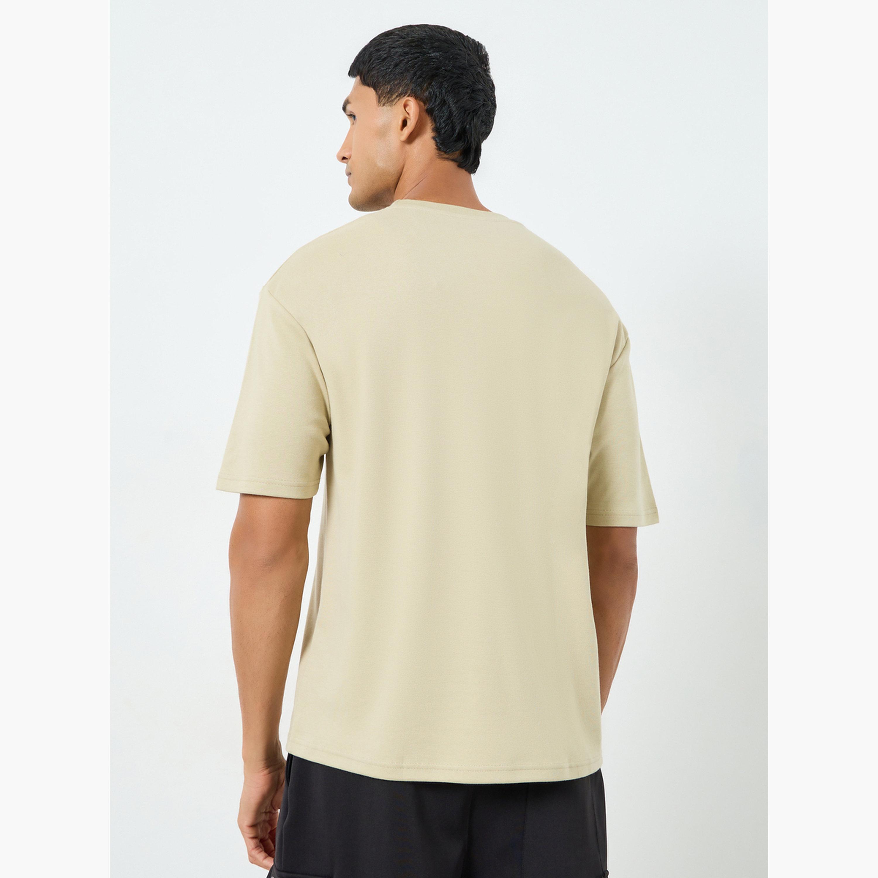 Styli Men Oversized Slogan Print T-Shirt-men-clothing-sportswearandactivewear-tshirtsandpolos-image-3