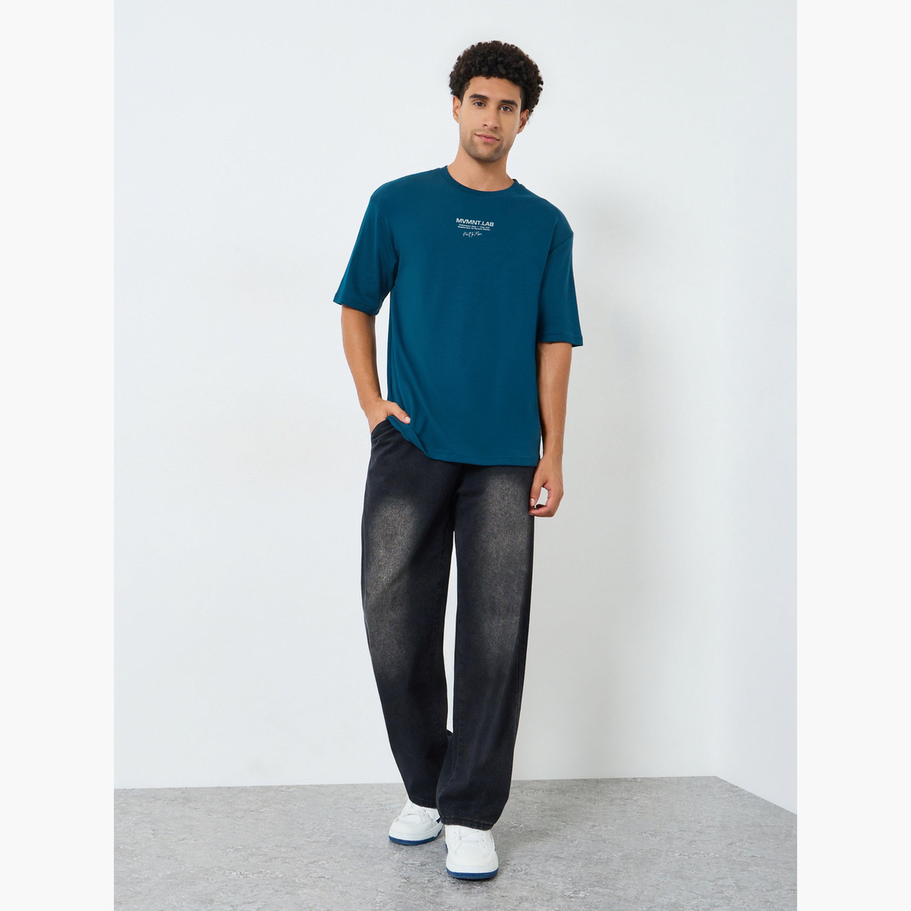 Styli Men Oversized Minimal Front Print T-Shirt-men-clothing-sportswearandactivewear-tshirtsandpolos-image-2