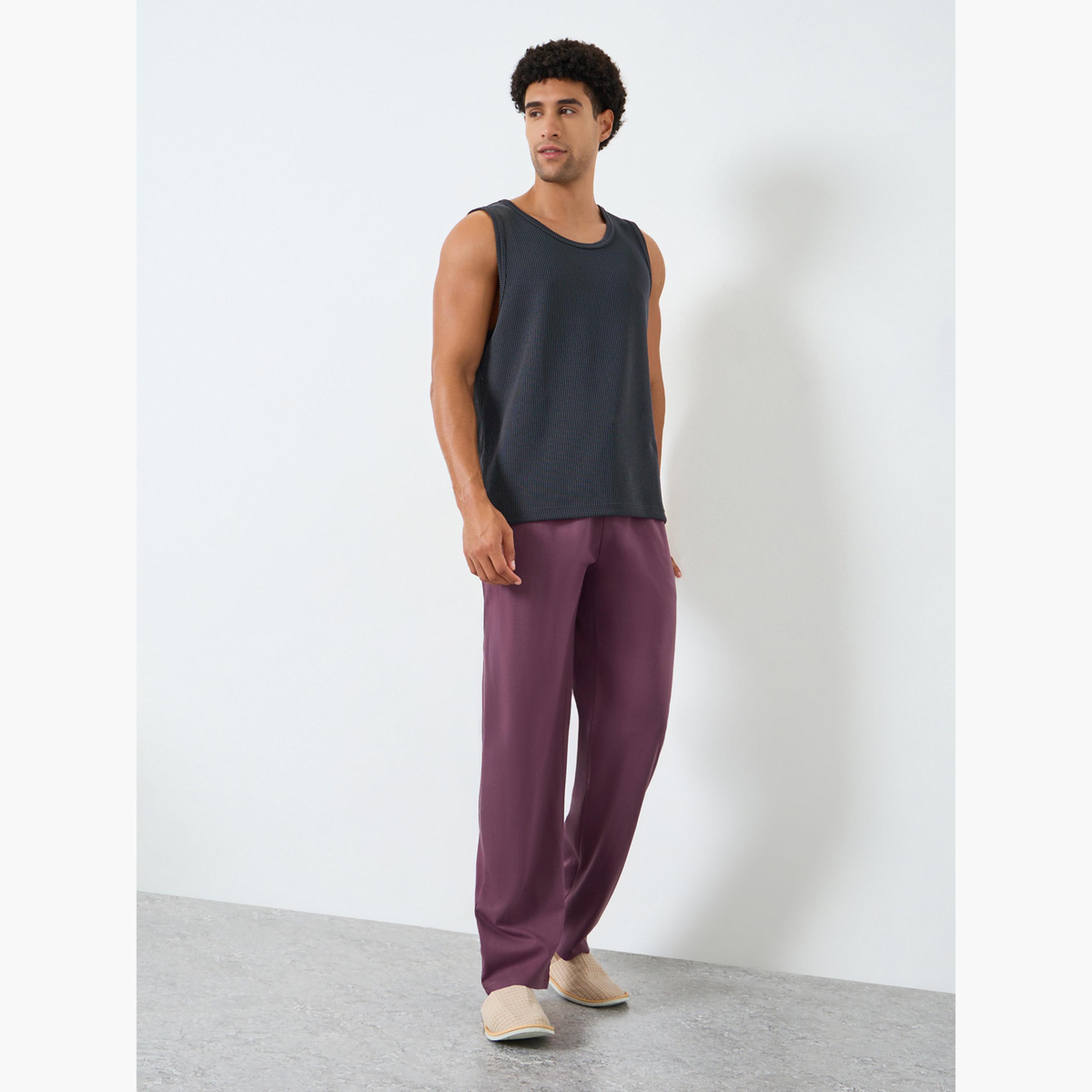 طقم قميص بأزرار وبنطلون-men-clothing-nightwear-pyjamaandshorts-image-2