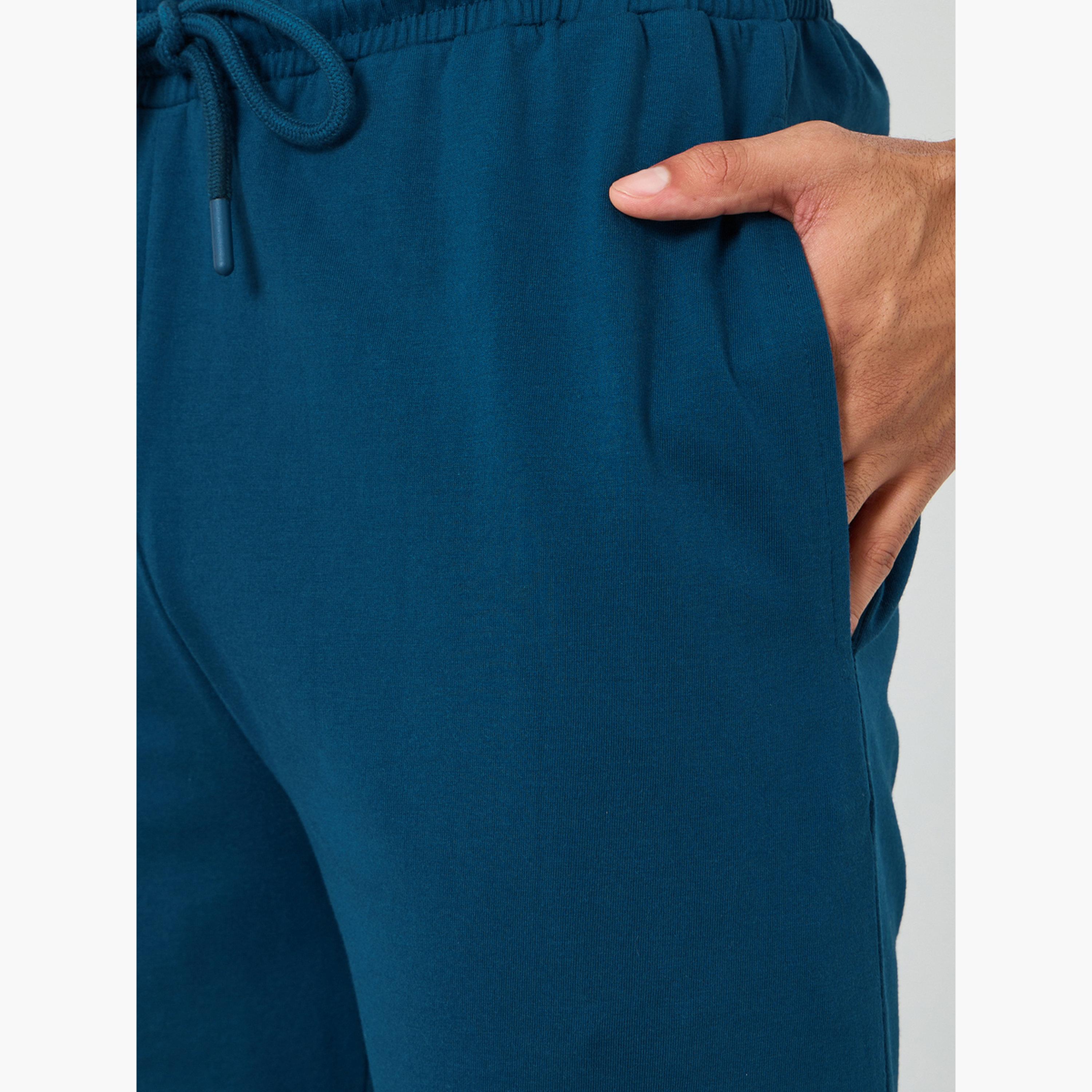 طقم قميص بأزرار وبنطلون-men-clothing-nightwear-pyjamaandshorts-image-3