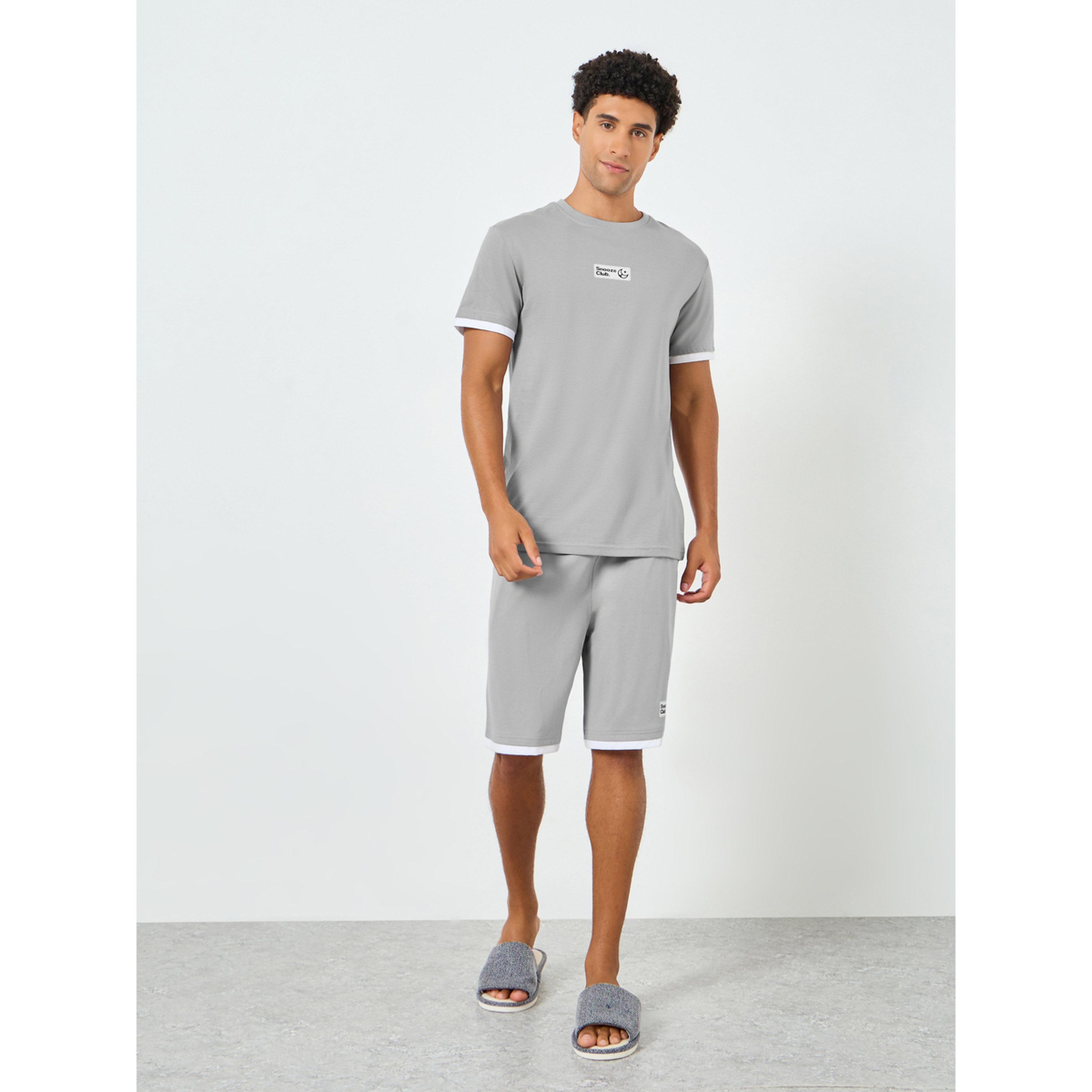 طقم من تيشيرت بياقة دائرية وشورت سادة-men-clothing-nightwear-sets-image-2