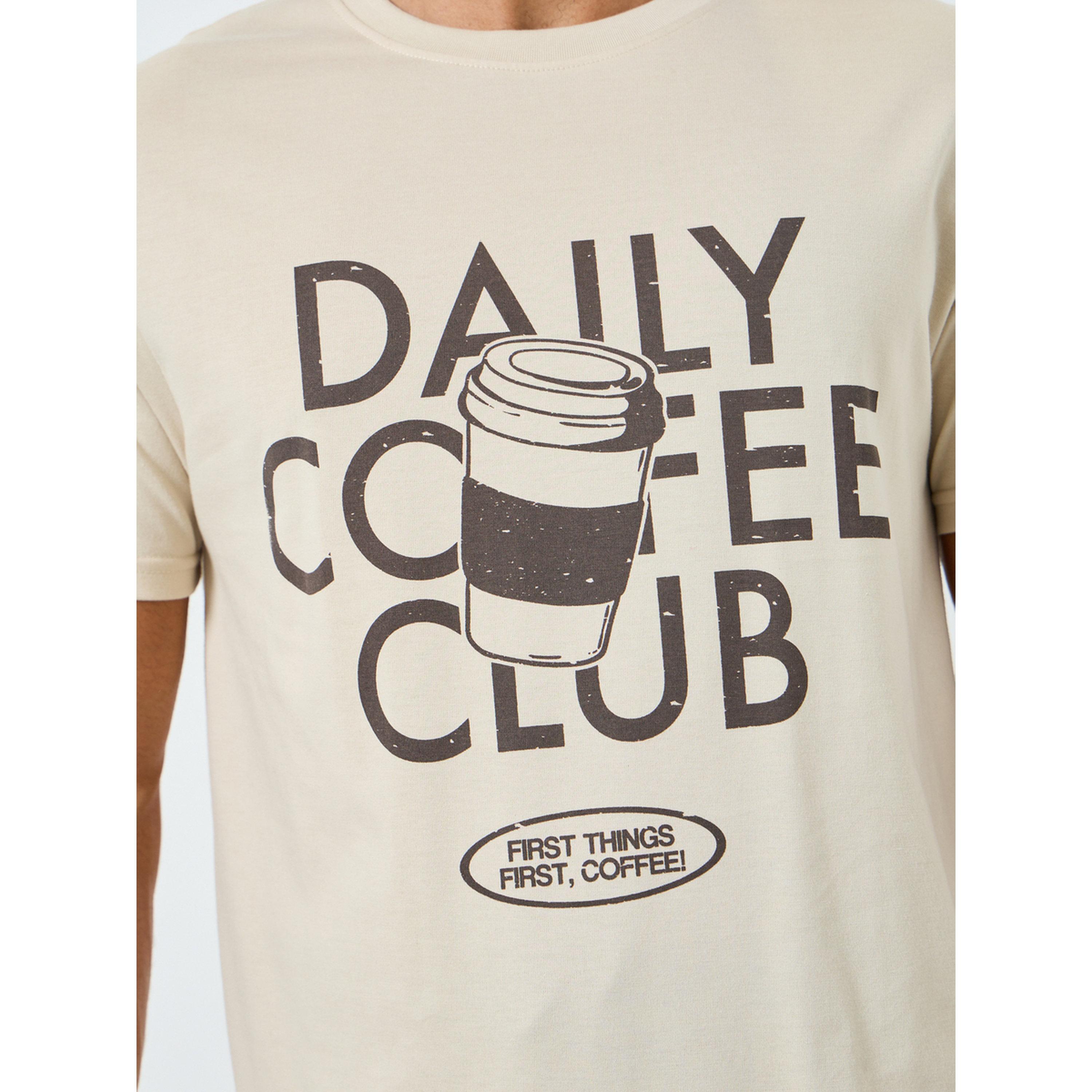 طقم بيجاما من بنطال وتيشيرت بطبعة جرافيك-men-clothing-nightwear-sets-image-5