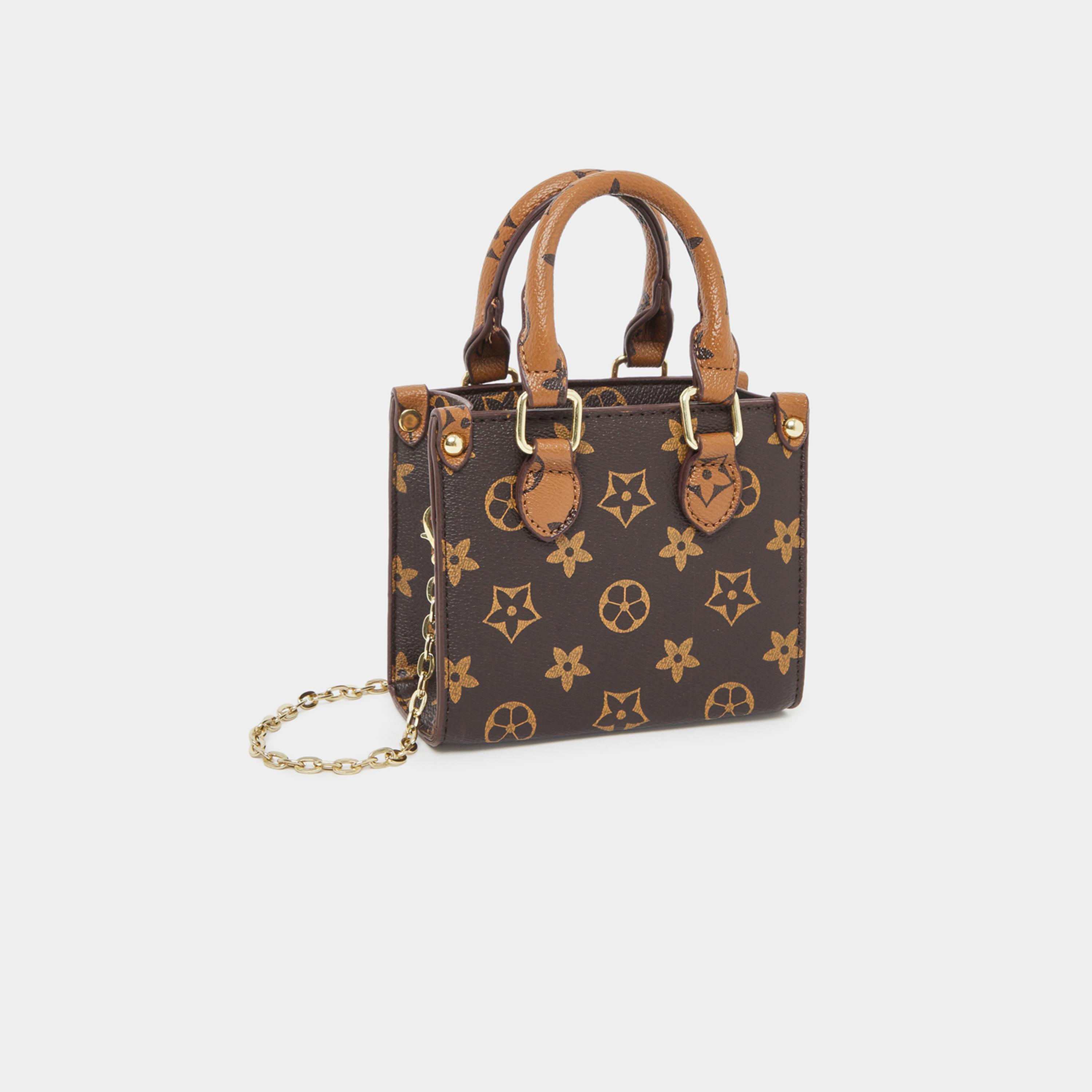 ستايلي - شنطة يد صغيرة بمقبض علوي ومزينة بأحرف أولى باللون البني للنساء-women-bagsandwallets-handbags-image-1
