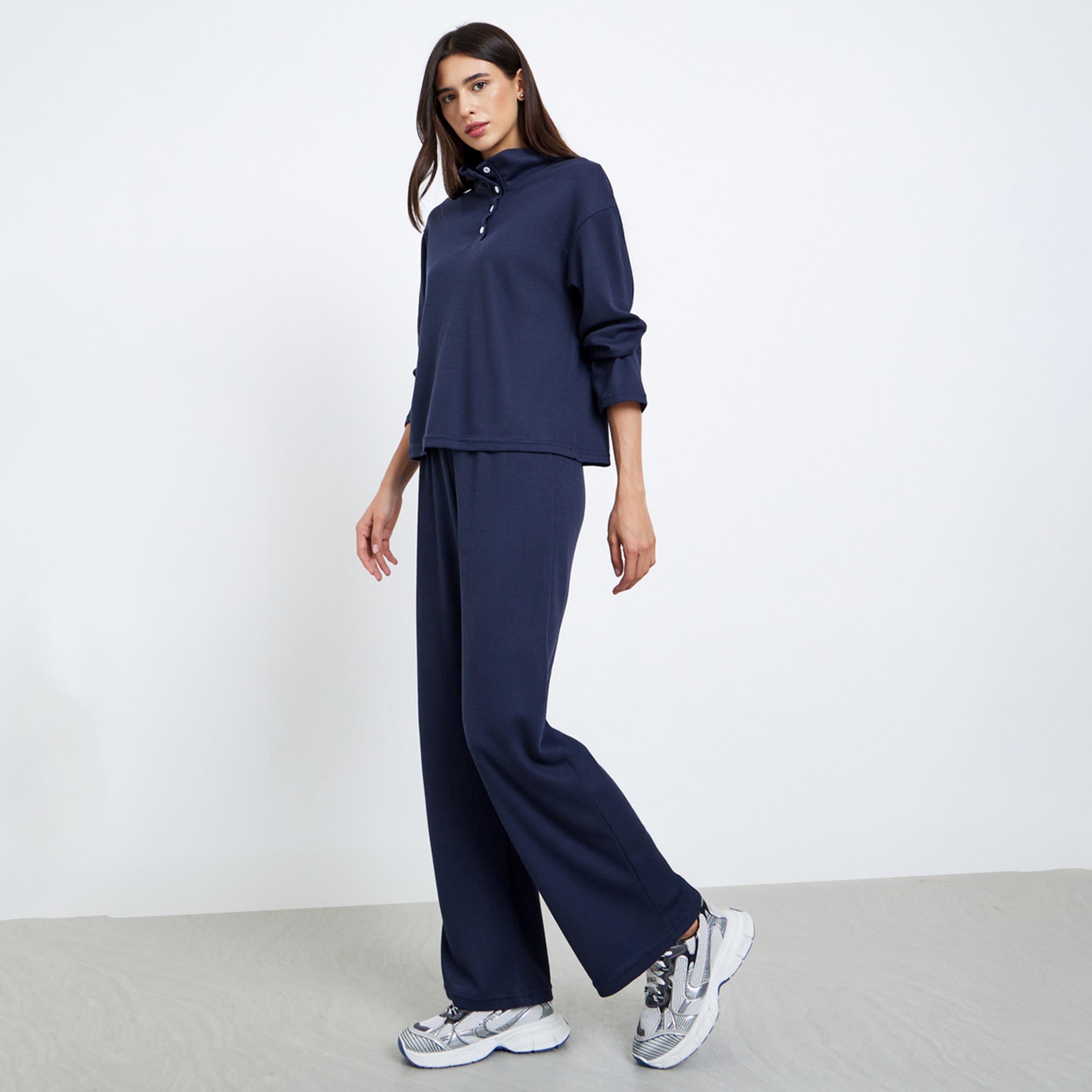 ستايلي - قميص بولو أزرق داكن محبوك بياقة وافل وبنطال-women-clothing-coordsets-image-1