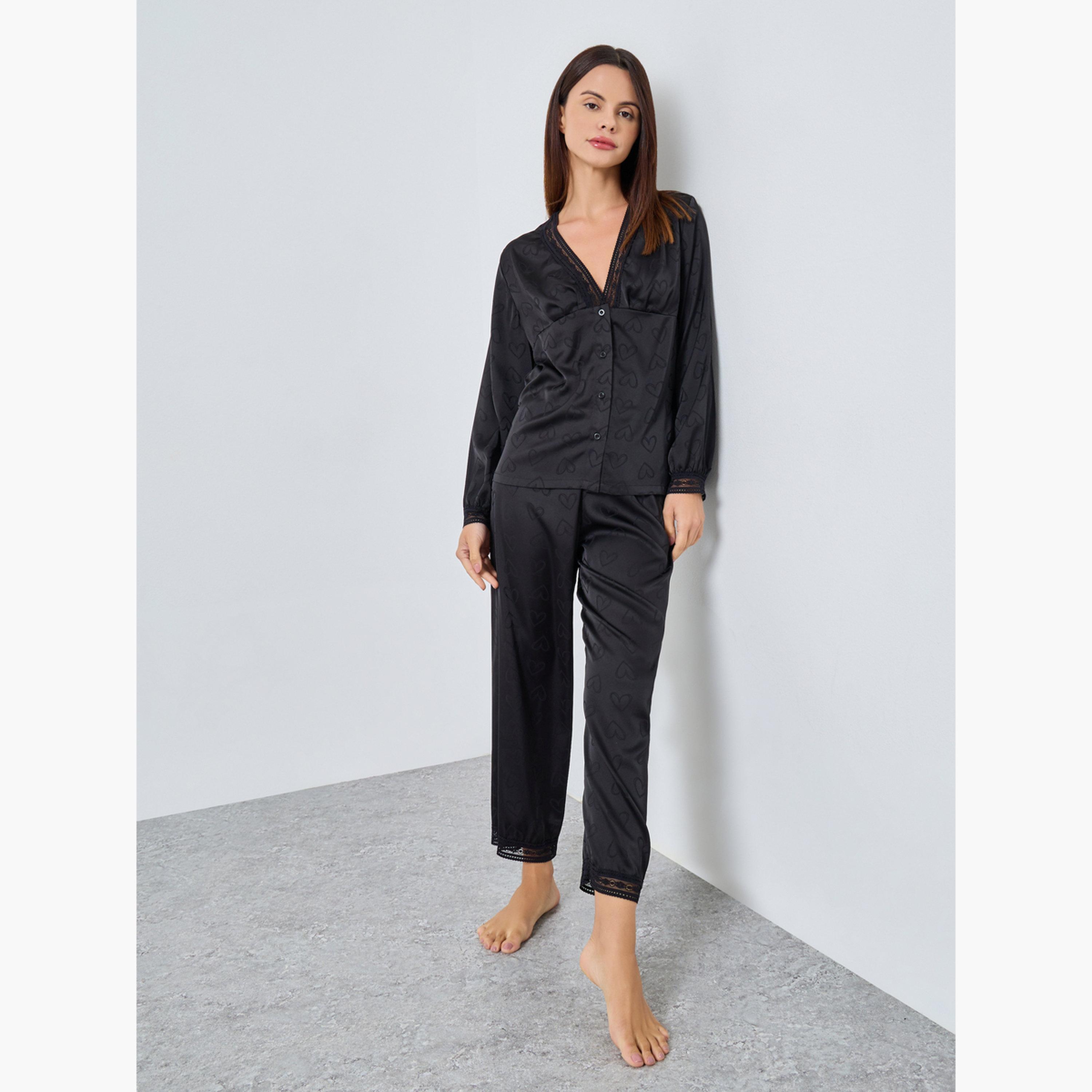 ستايلي - بيجاما قميص جاكار بنقشة قلب من الساتان للنساء-women-clothing-nightwear-pyjamas-longsets-image-1