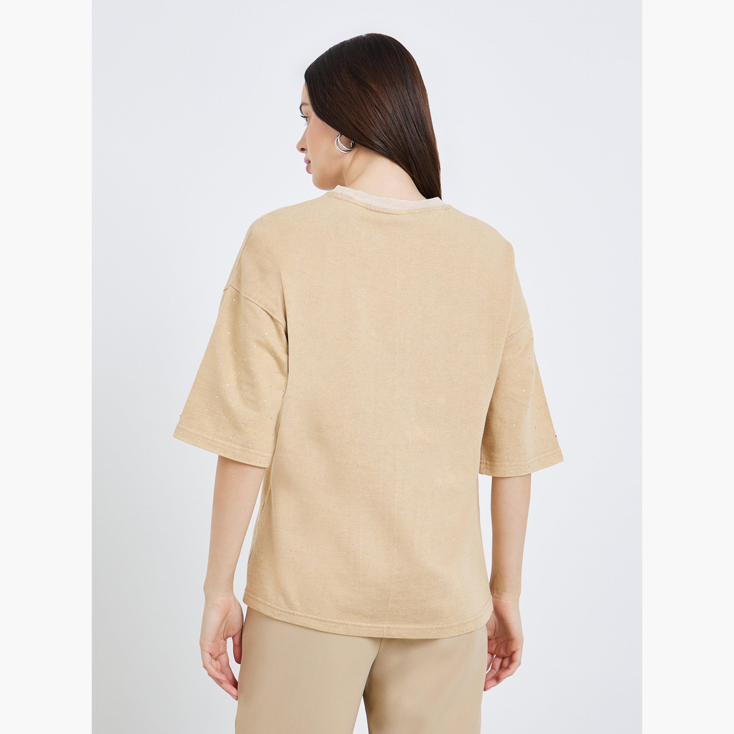 طقم قميص بأزرار وبنطلون-women-clothing-tshirts-image-4