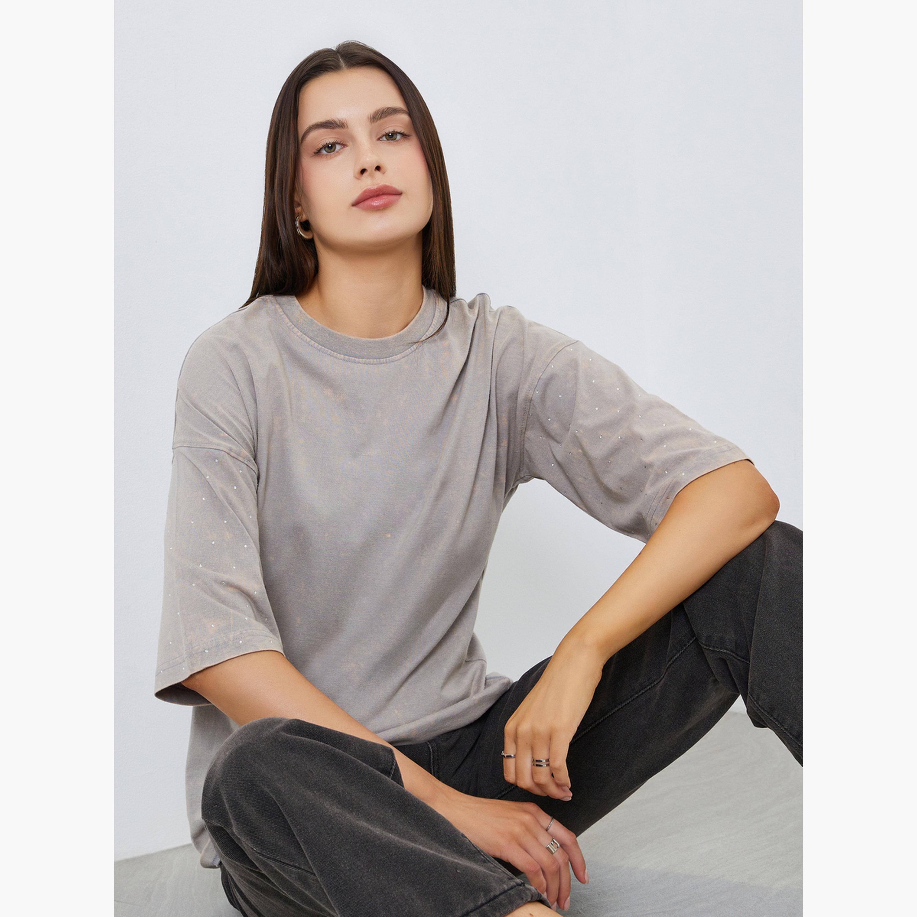 طقم قميص بأزرار وبنطلون-women-clothing-tshirts-image-2