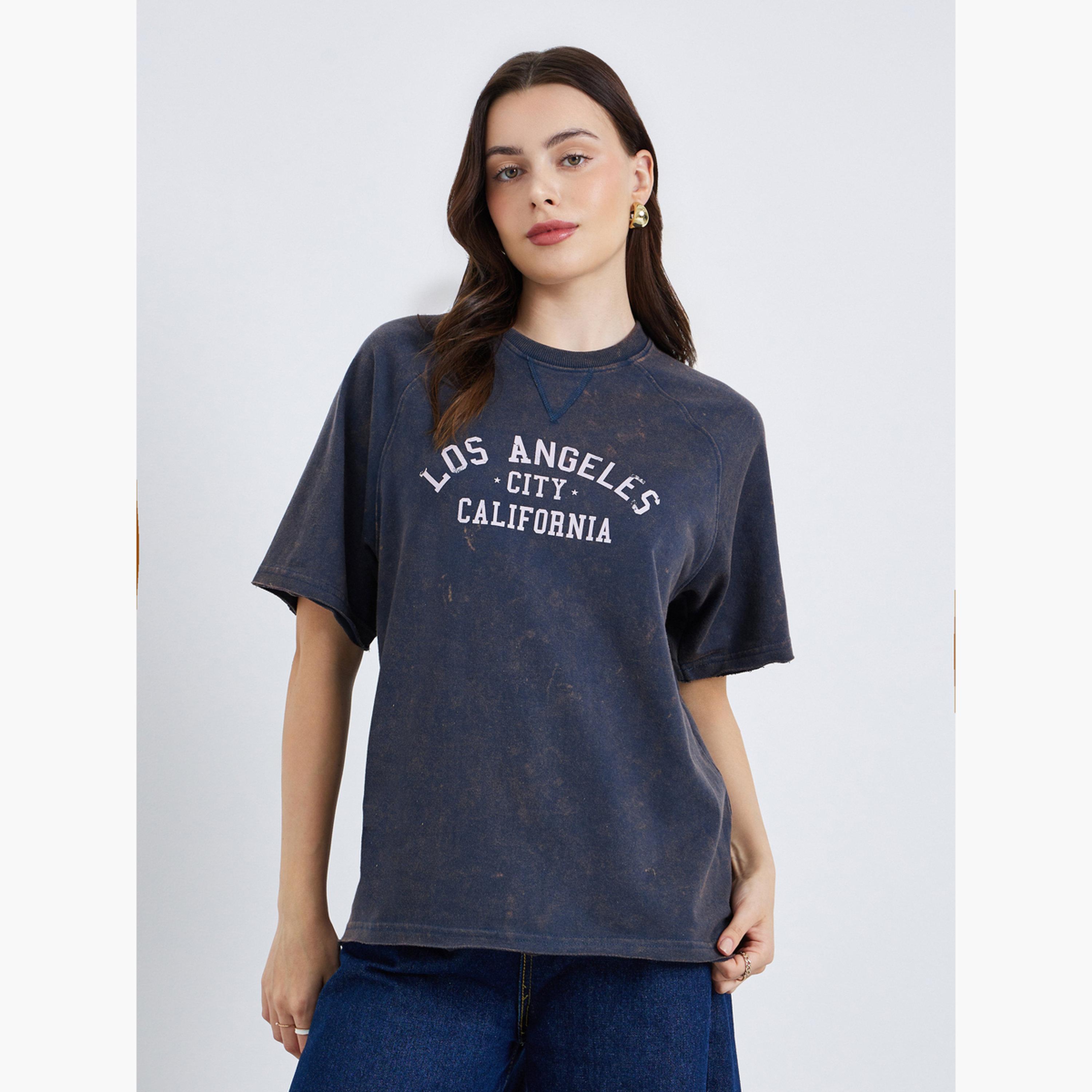 طقم قميص بأزرار وبنطلون-women-clothing-tshirts-image-1