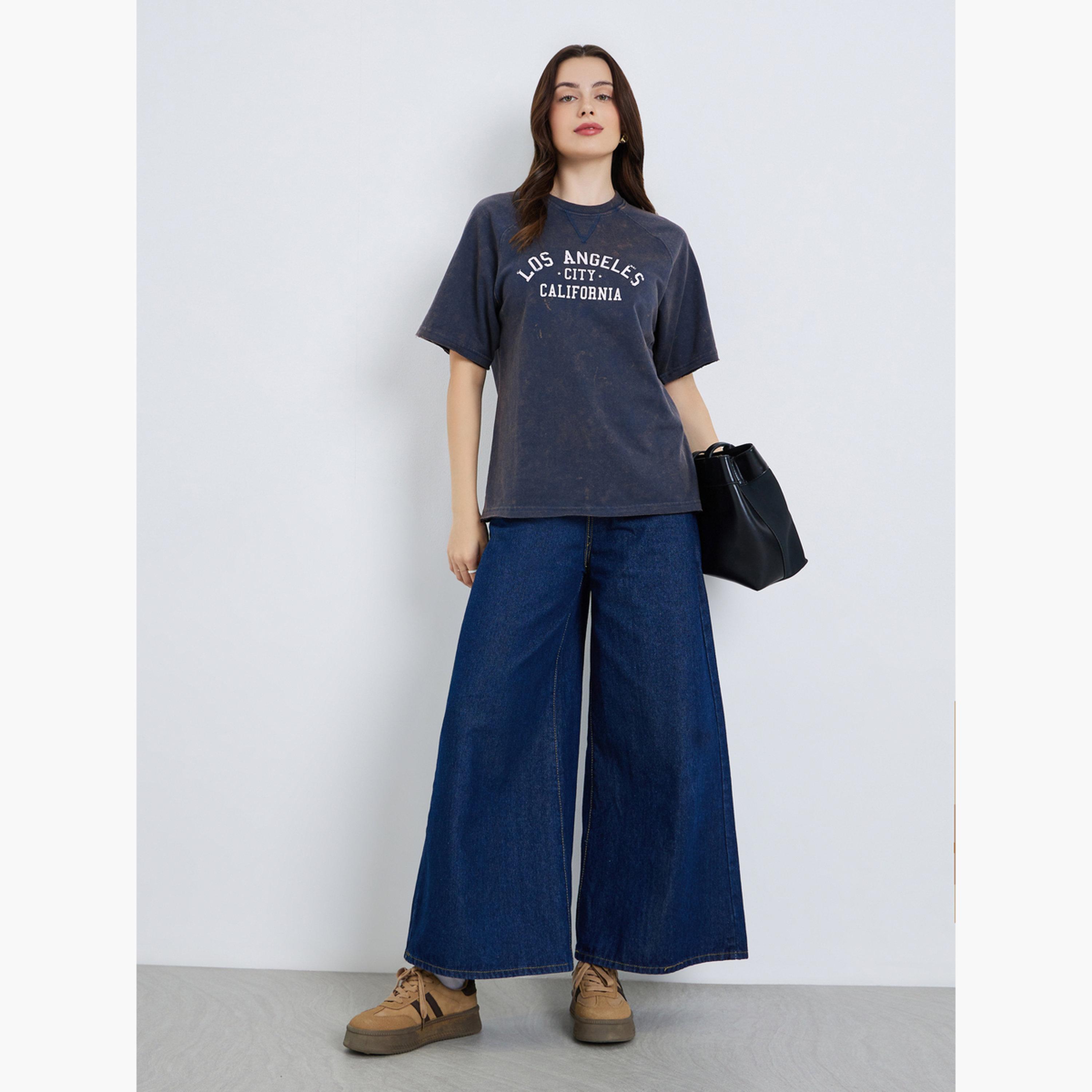 طقم قميص بأزرار وبنطلون-women-clothing-tshirts-image-2