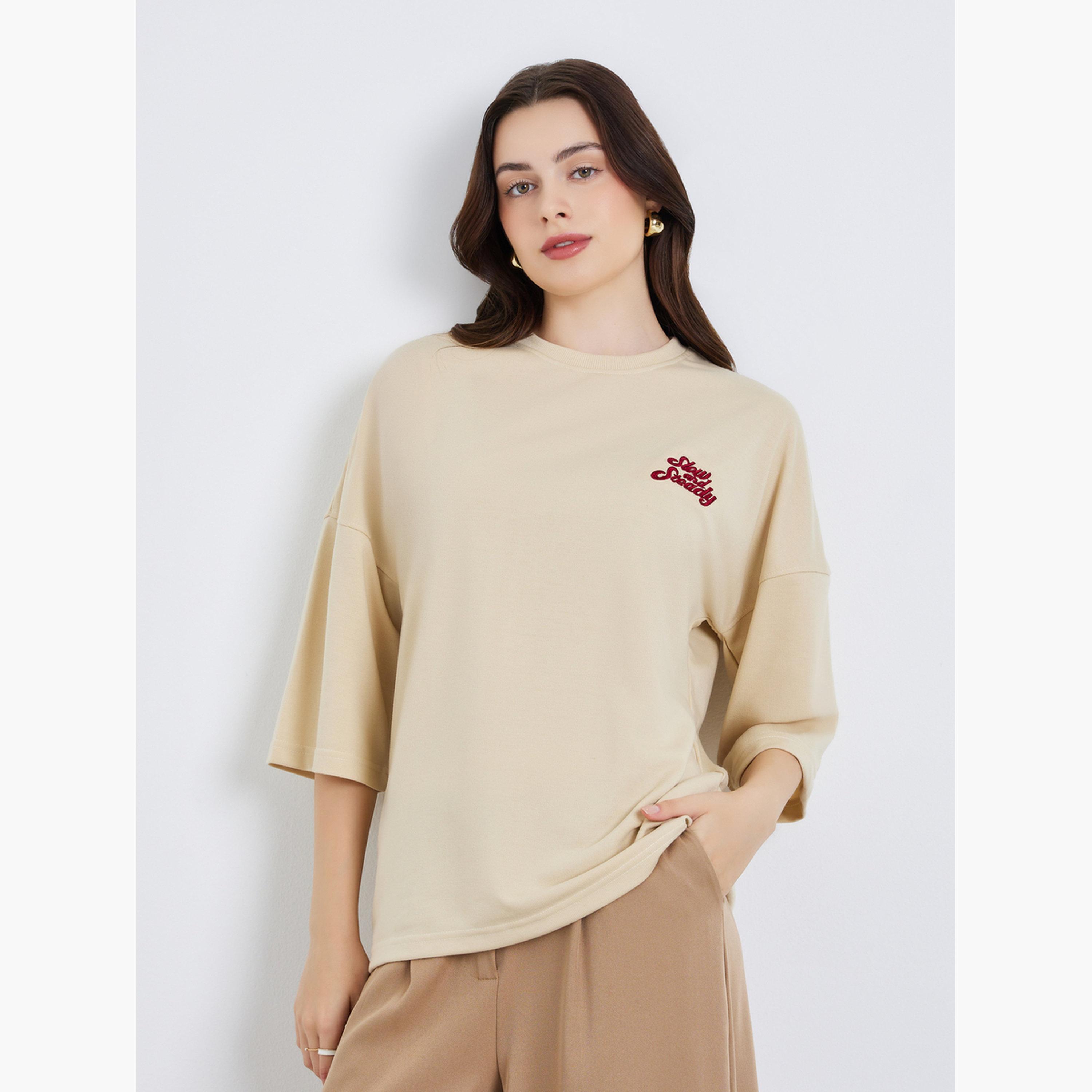 طقم قميص بأزرار وبنطلون-women-clothing-tshirts-image-1