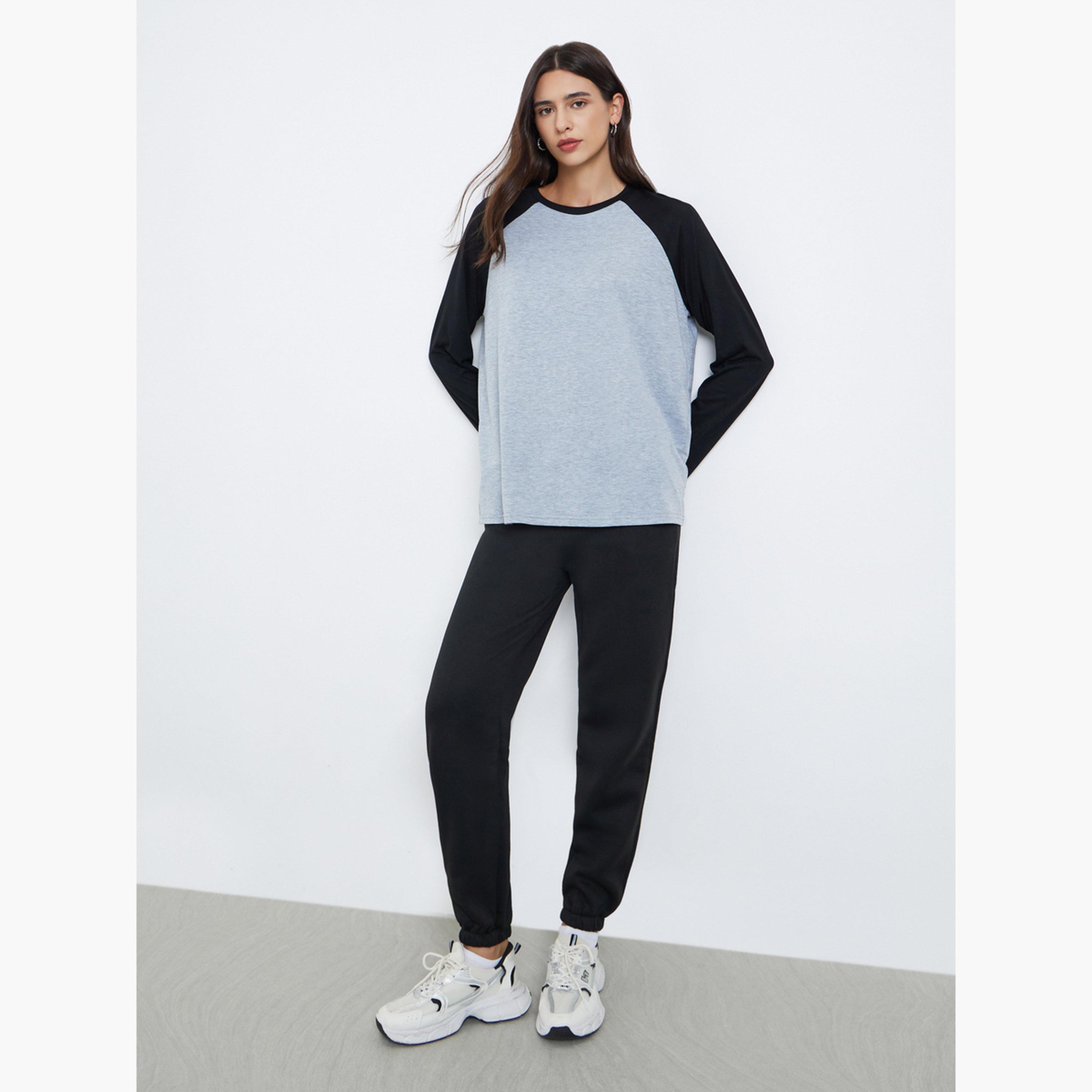 تيك تو - بنطال رياضي أسود سادة بأكمام للنساء-women-clothing-bottoms-joggers-image-2
