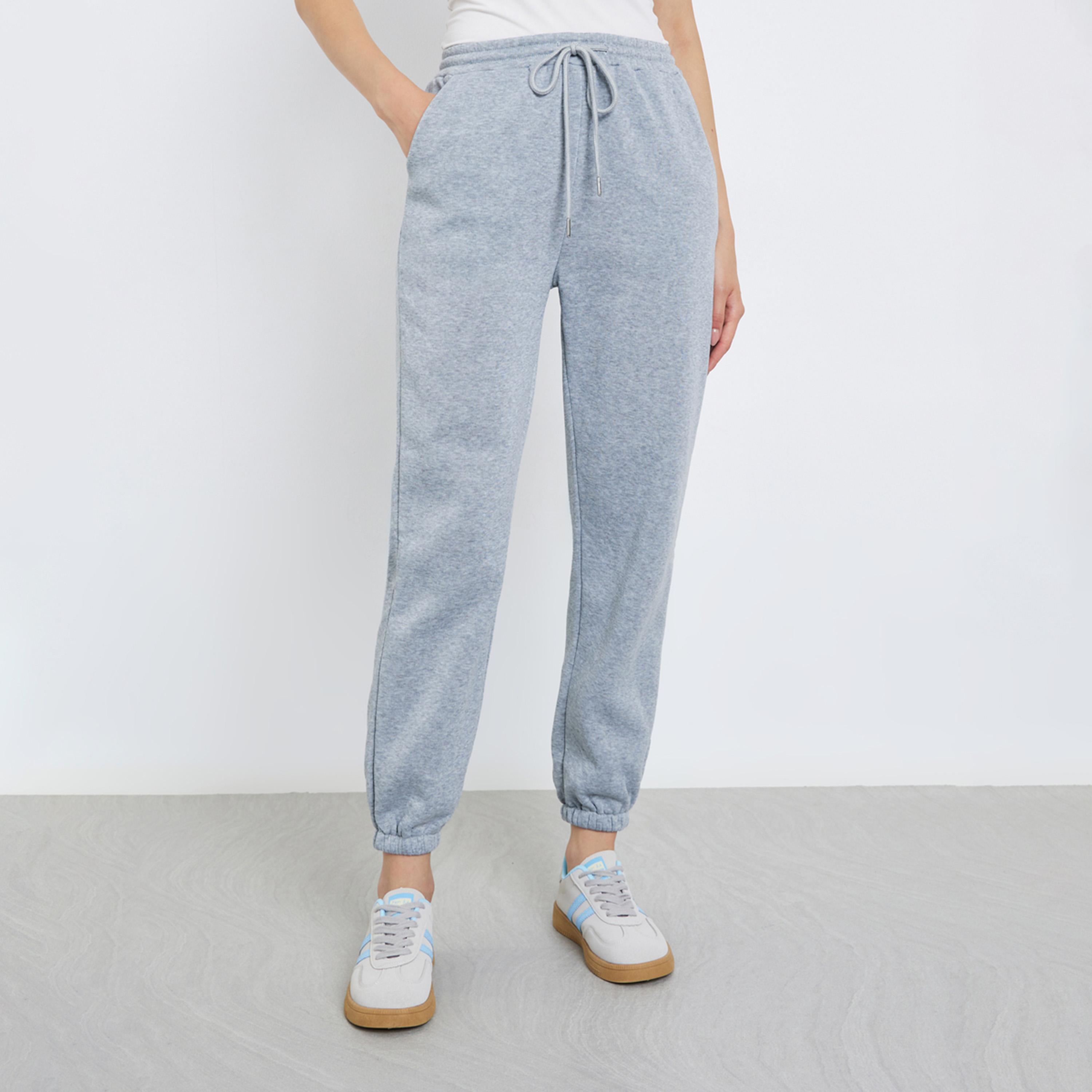 تيك تو - بنطال رياضي نسائي رمادي سادة برباط-women-clothing-bottoms-joggers-image-1