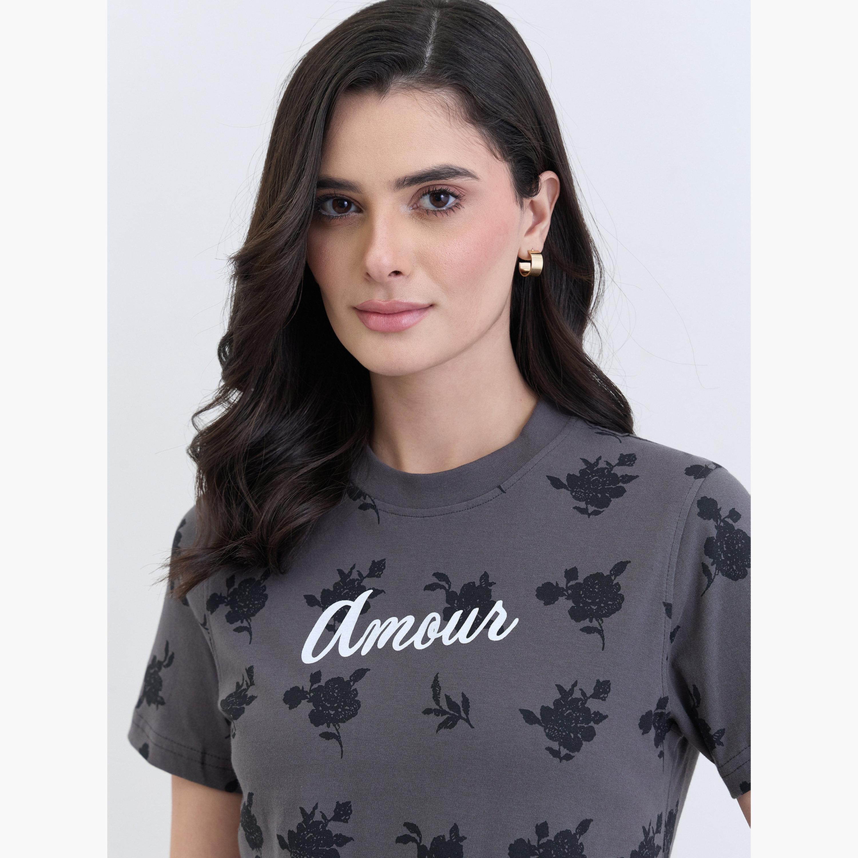 طقم قميص بأزرار وبنطلون-women-clothing-tshirts-image-3