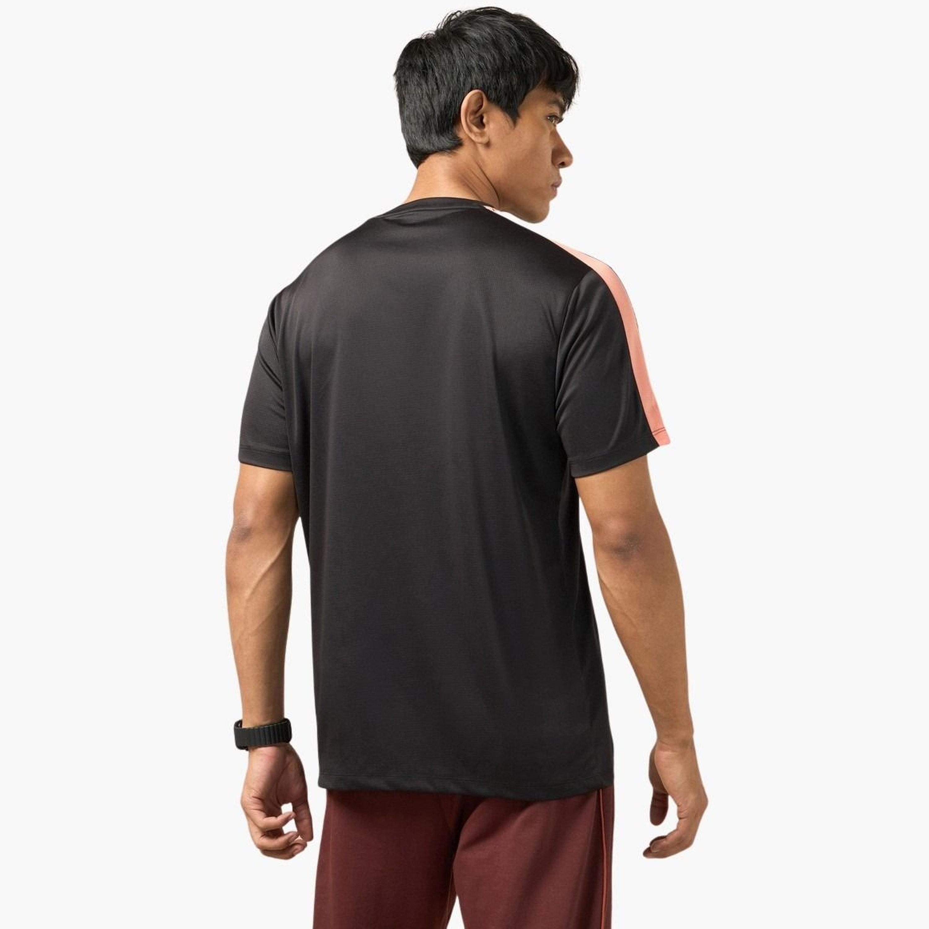 Cult X Styli Men Black Contrast Shoulder Panel Regular Fit T-Shirt-men-clothing-tshirtsandpolos-tshirts-image-5
